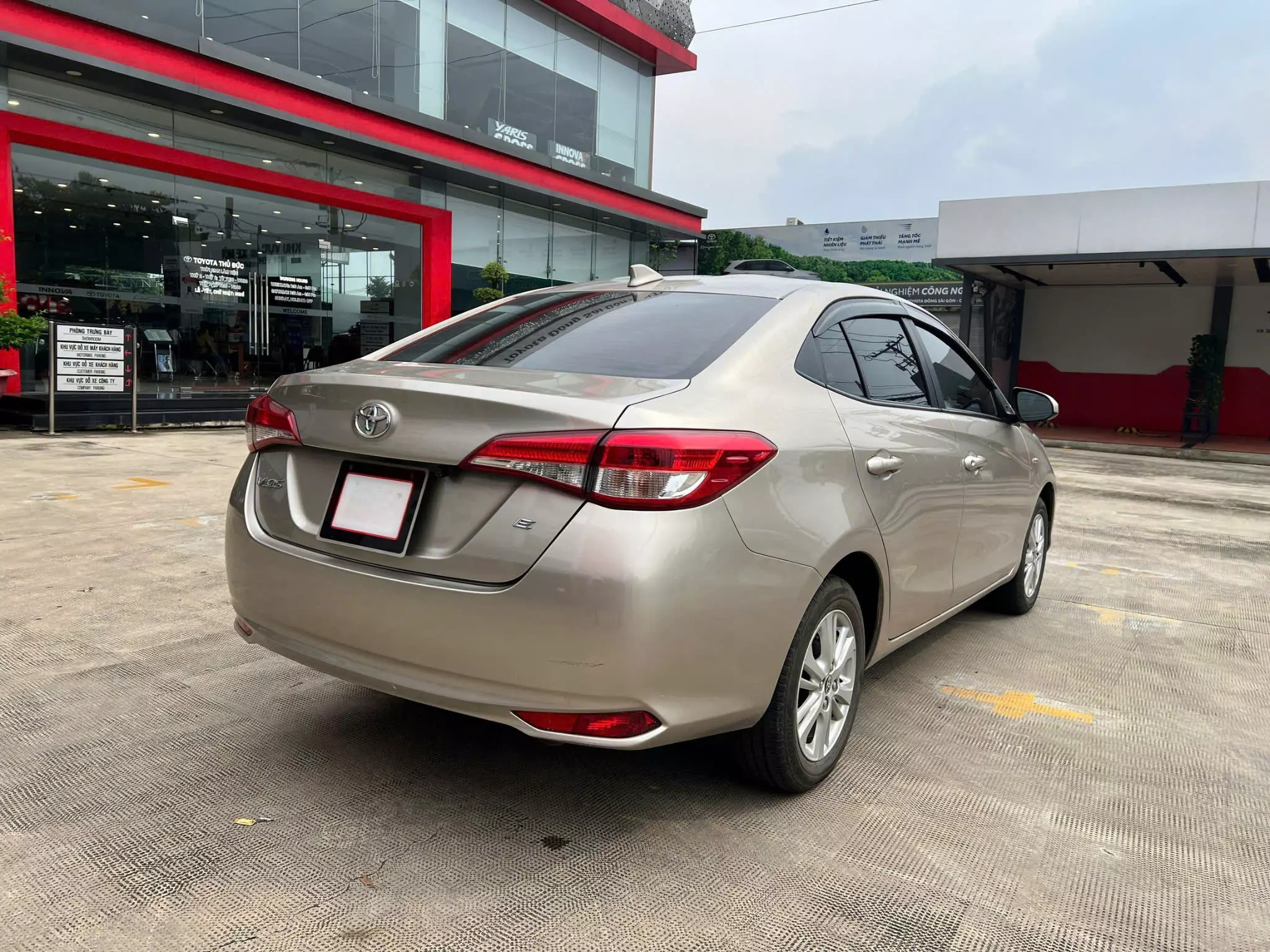 [Chính Chủ Cần bán] Toyota Vios 2019 số sàn, xe chuẩn gia đình mới đi 42.000 km, đầy đủ lịch sử hãng-4