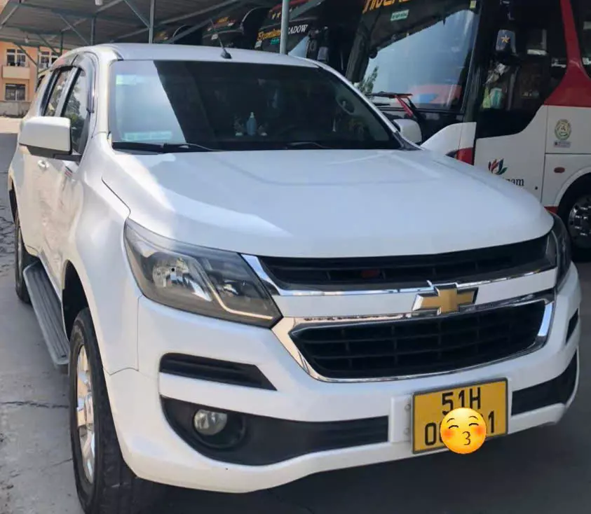 Chính chủ bán xe CHEVROLET sản xuất năm 2018-0