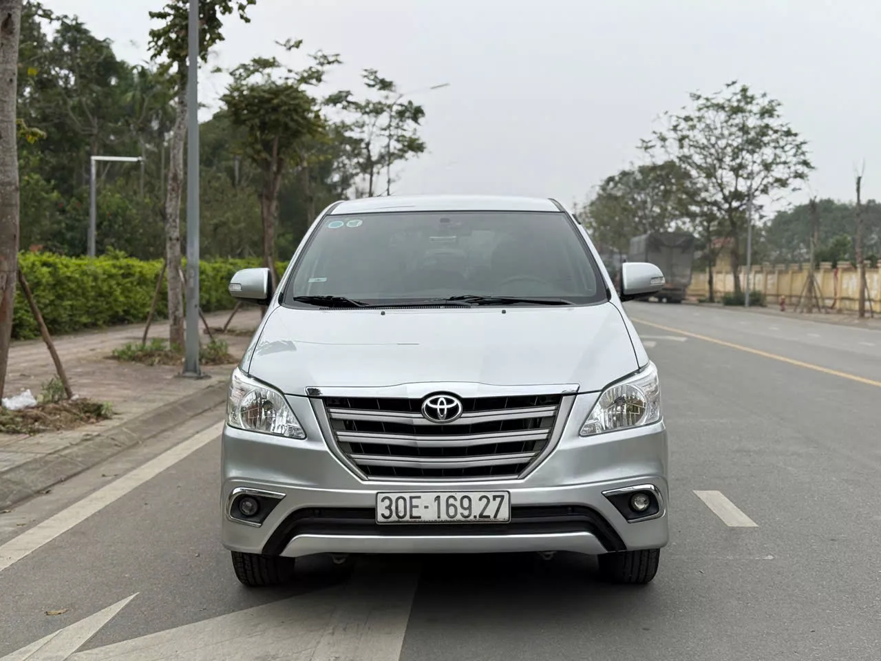 Toyota Innova 2.0E sx 2016, Odo 14v km zin-0