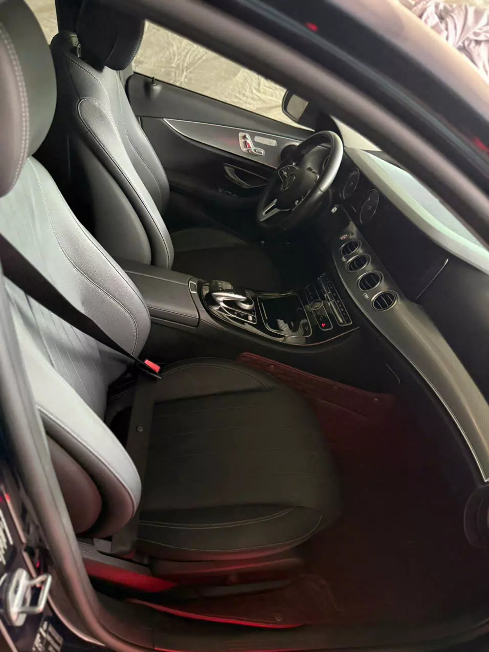 Mercedes Benz E Class 2020 E180 - 22000 km- 1, 3 tỷ-5