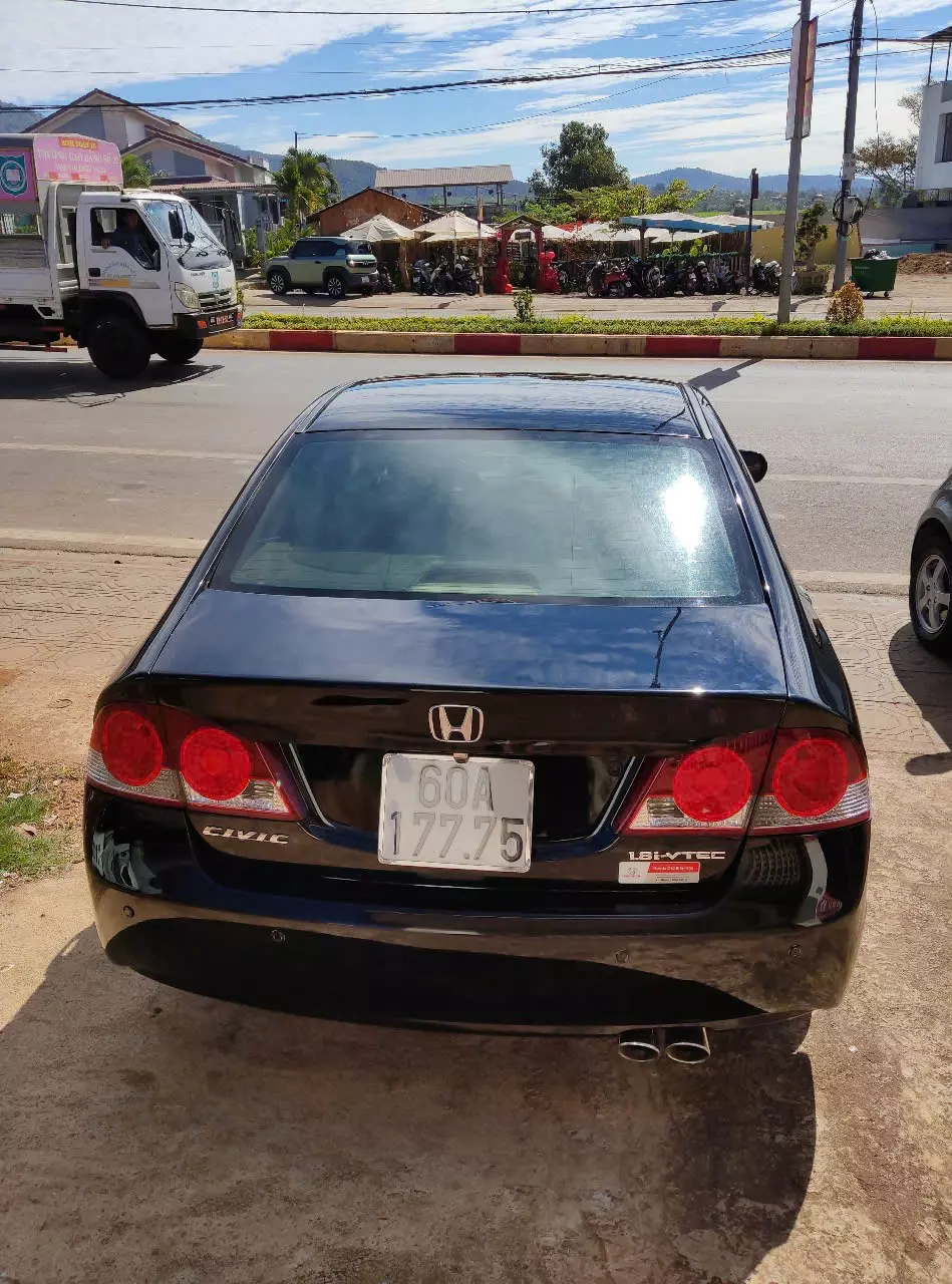Chính chủ bán xe Honda Civic sản xuất 2008 đăng ký 2009 1.8 AT -1