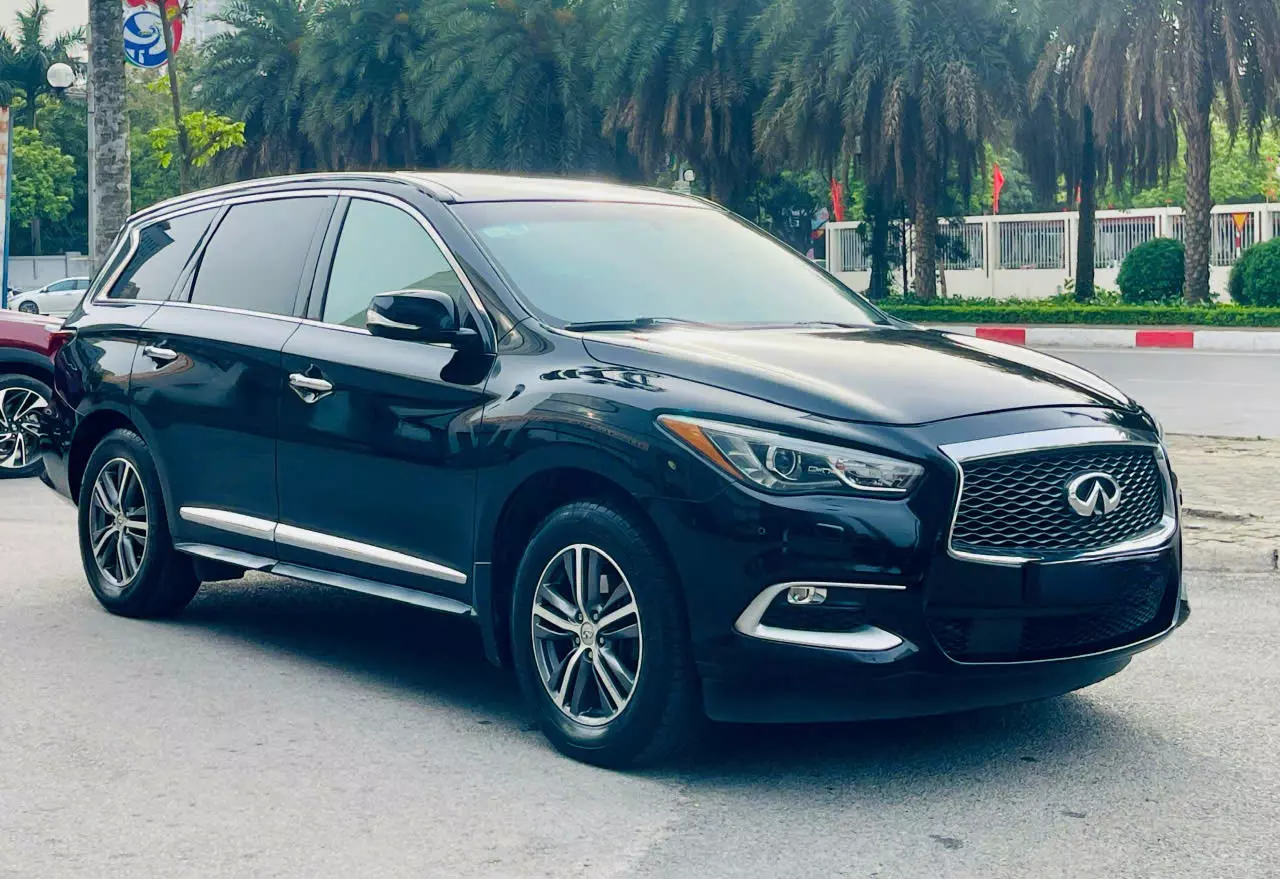 Cần tiền bán gấp Xe Infiniti QX60 2017, đăng ký 2018, giá lăn bánh 3.6 tỷ, nay chỉ bán 1.275 triệu-6