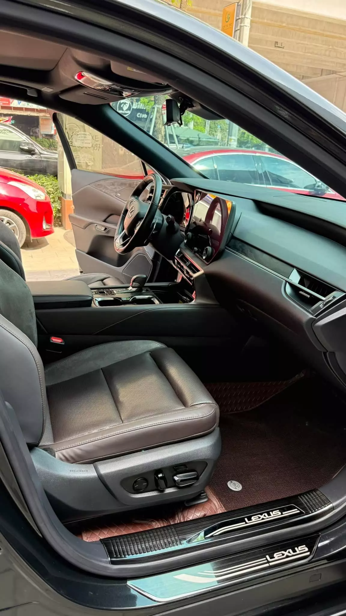Bán Lexus RX350 Luxury xuất 2023 siêu lướt.-8