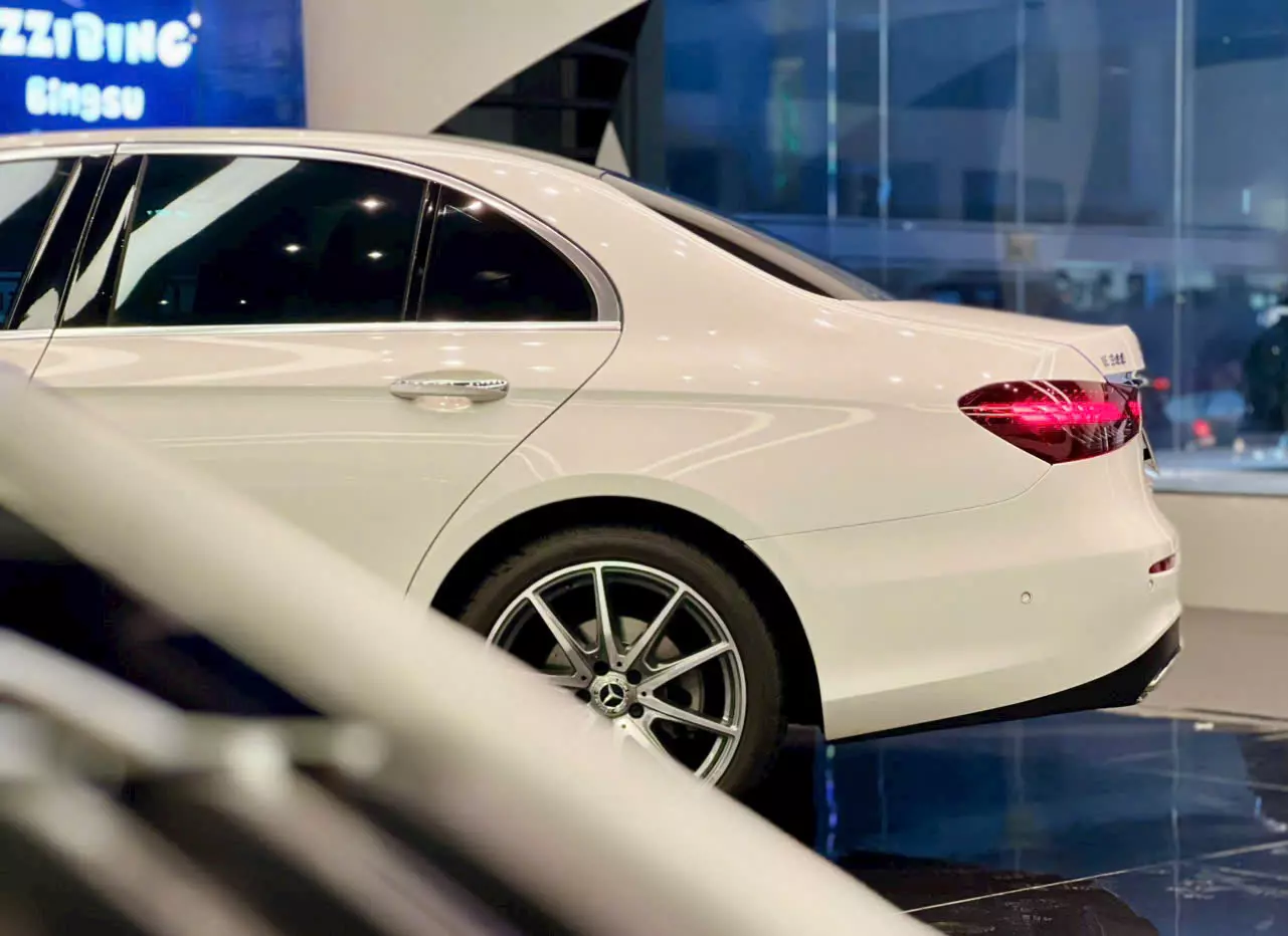 E300 AMG 2021 -0