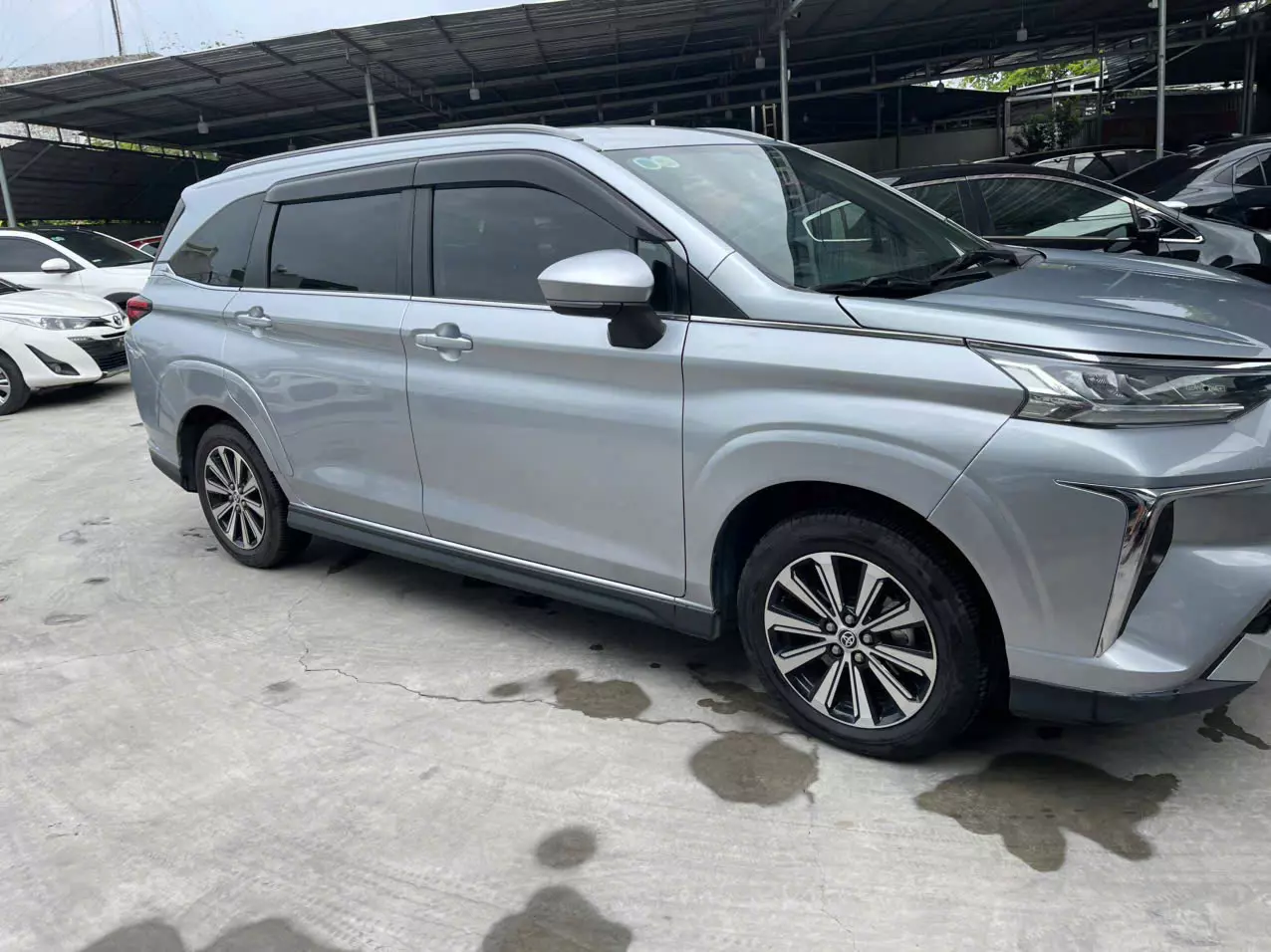 Bán Ôtô Toyota Veloz CVT 2022, Số Tự Động, Màu bạc, 61000km , 525 triệu-3