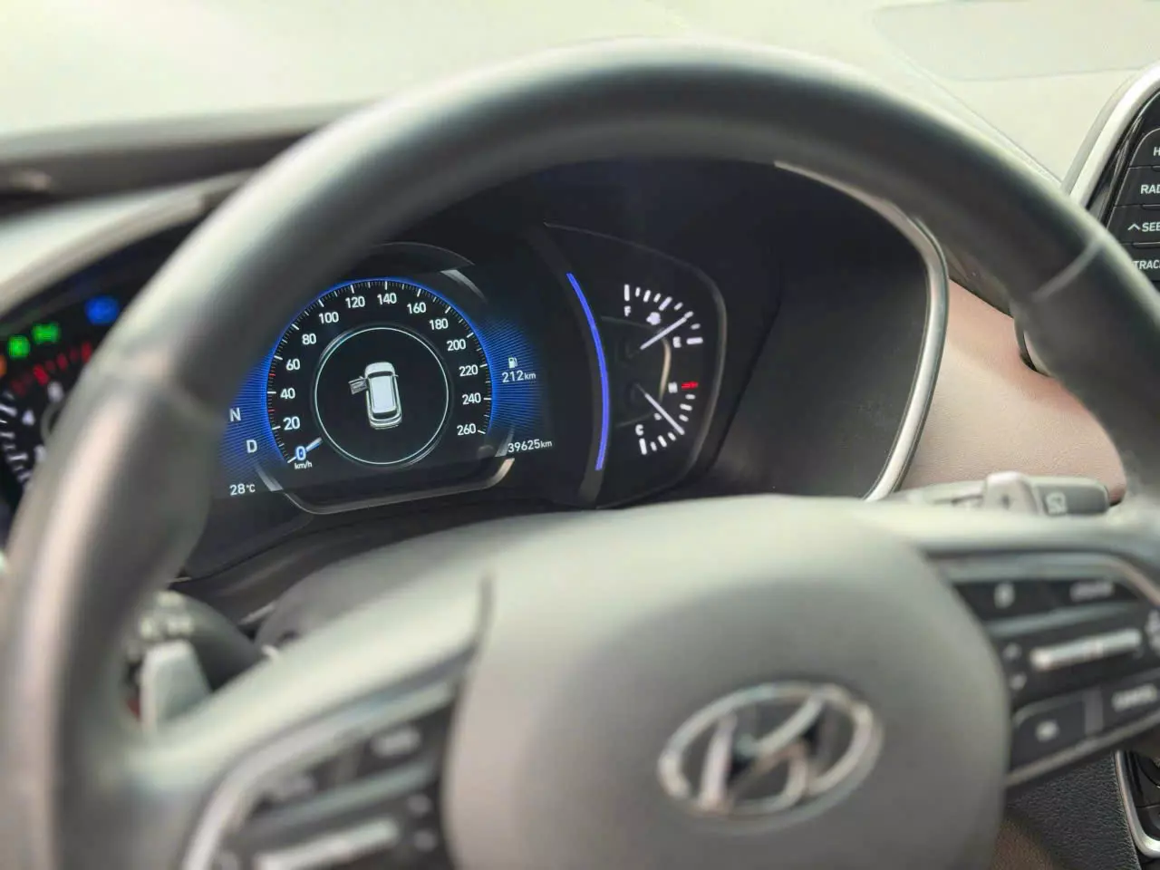 Hyundai SantaFe 2.2 Premium – Sản xuất 2020-1