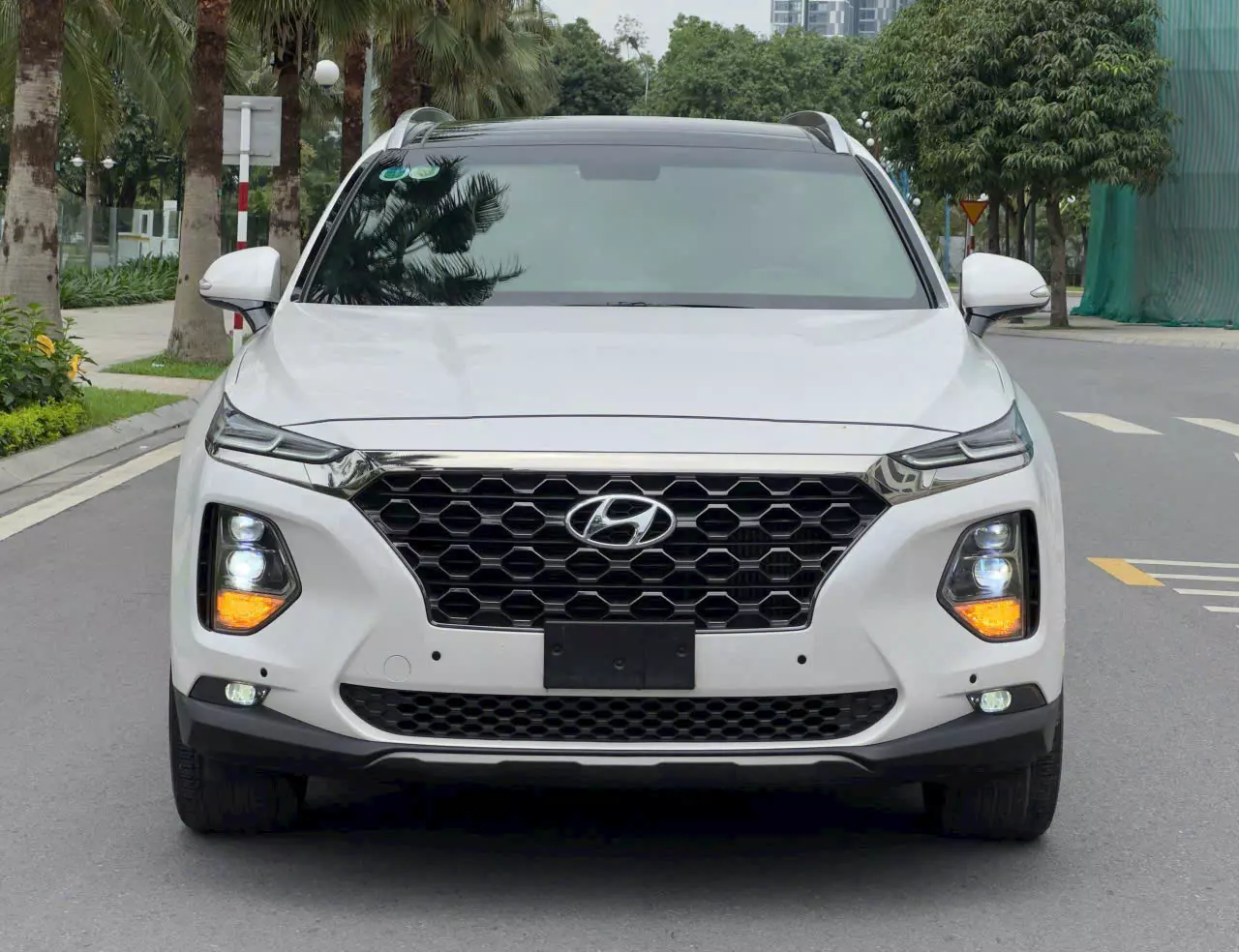 Hyundai SantaFe 2.2 Premium – Sản xuất 2020-10
