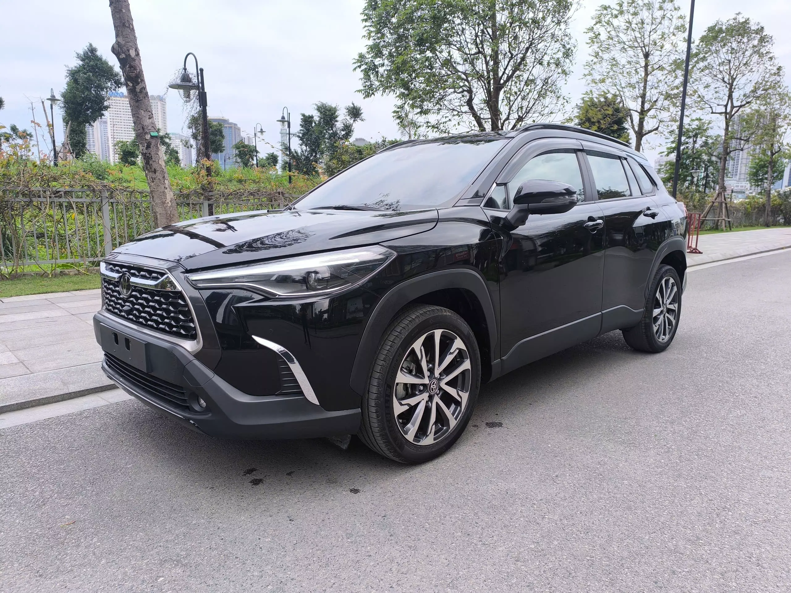 Chính Chủ Cần Bán Xe Toyota Cross 2020 Bản V-5