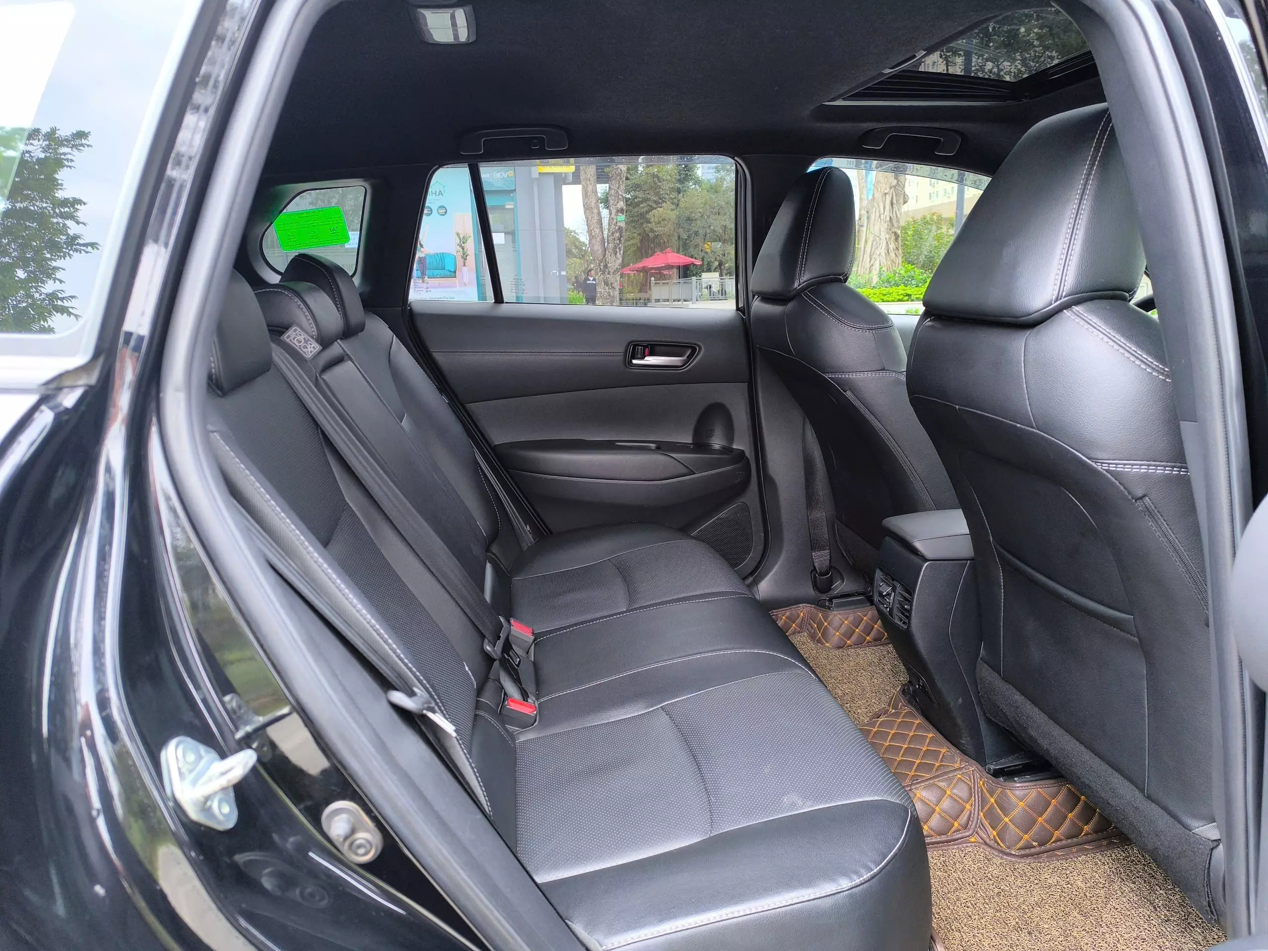 Chính Chủ Cần Bán Xe Toyota Cross 2020 Bản V-8