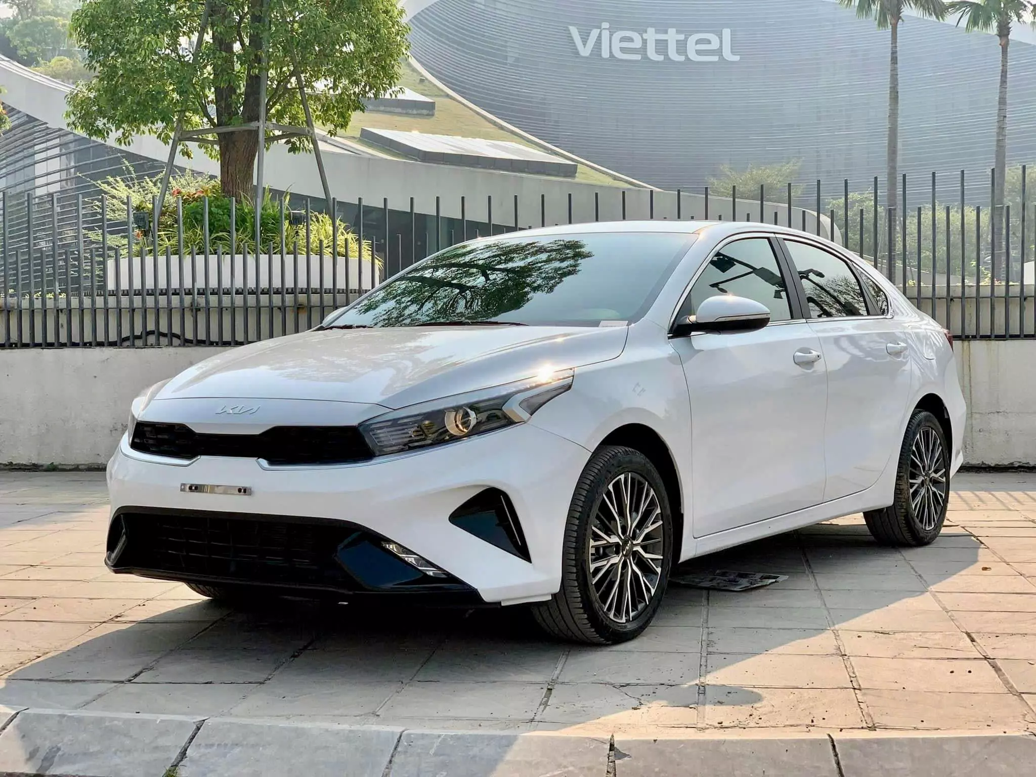 ♦ KIA K3 1.6 AT LUXURY – ƯU ĐÃI CỰC KHỦNG TRONG THÁNG 5! ♦ -3