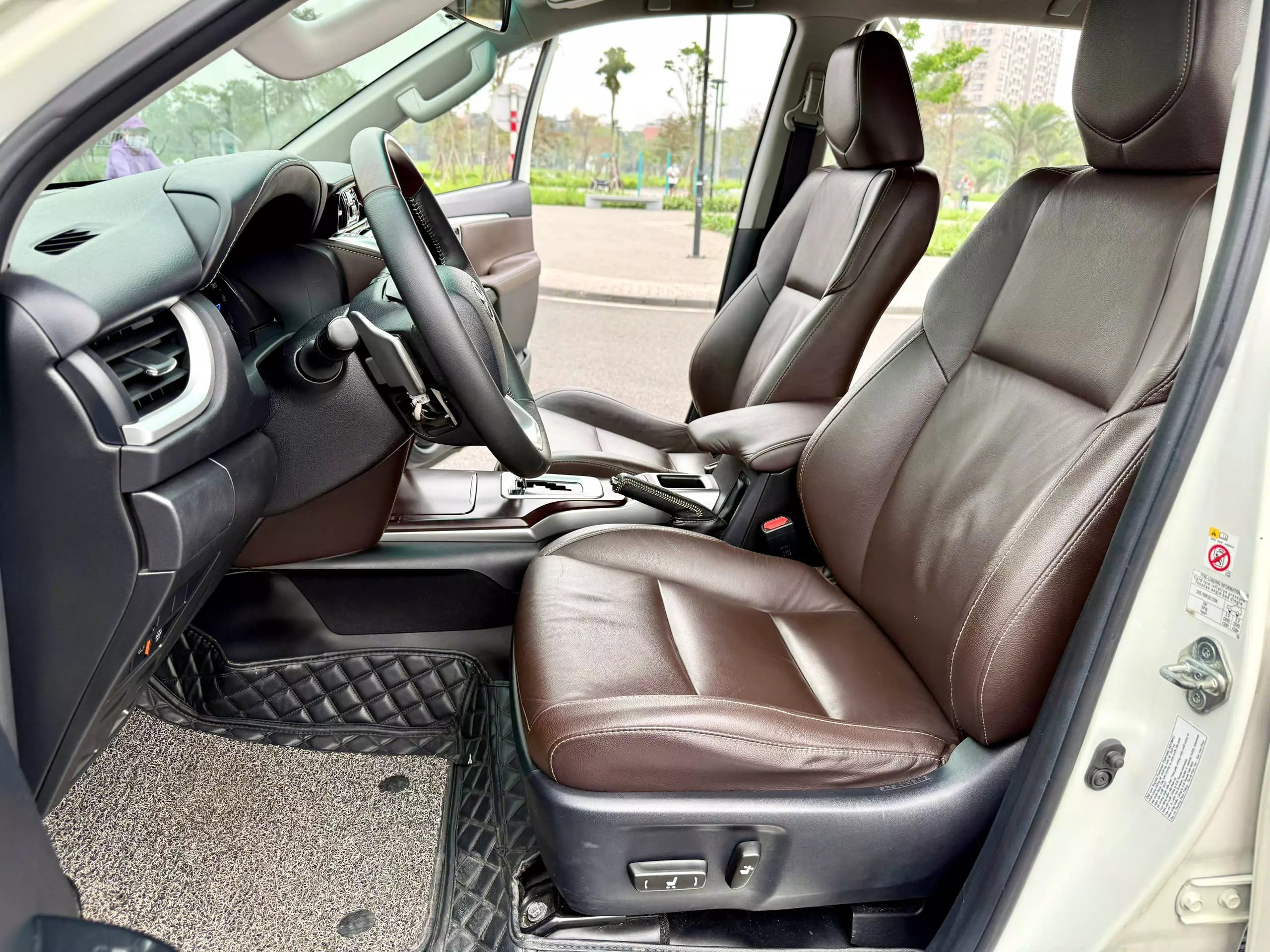 Toyota Fortuner 2.7V 4x4 AT  2017 ( 2 Cầu)-0