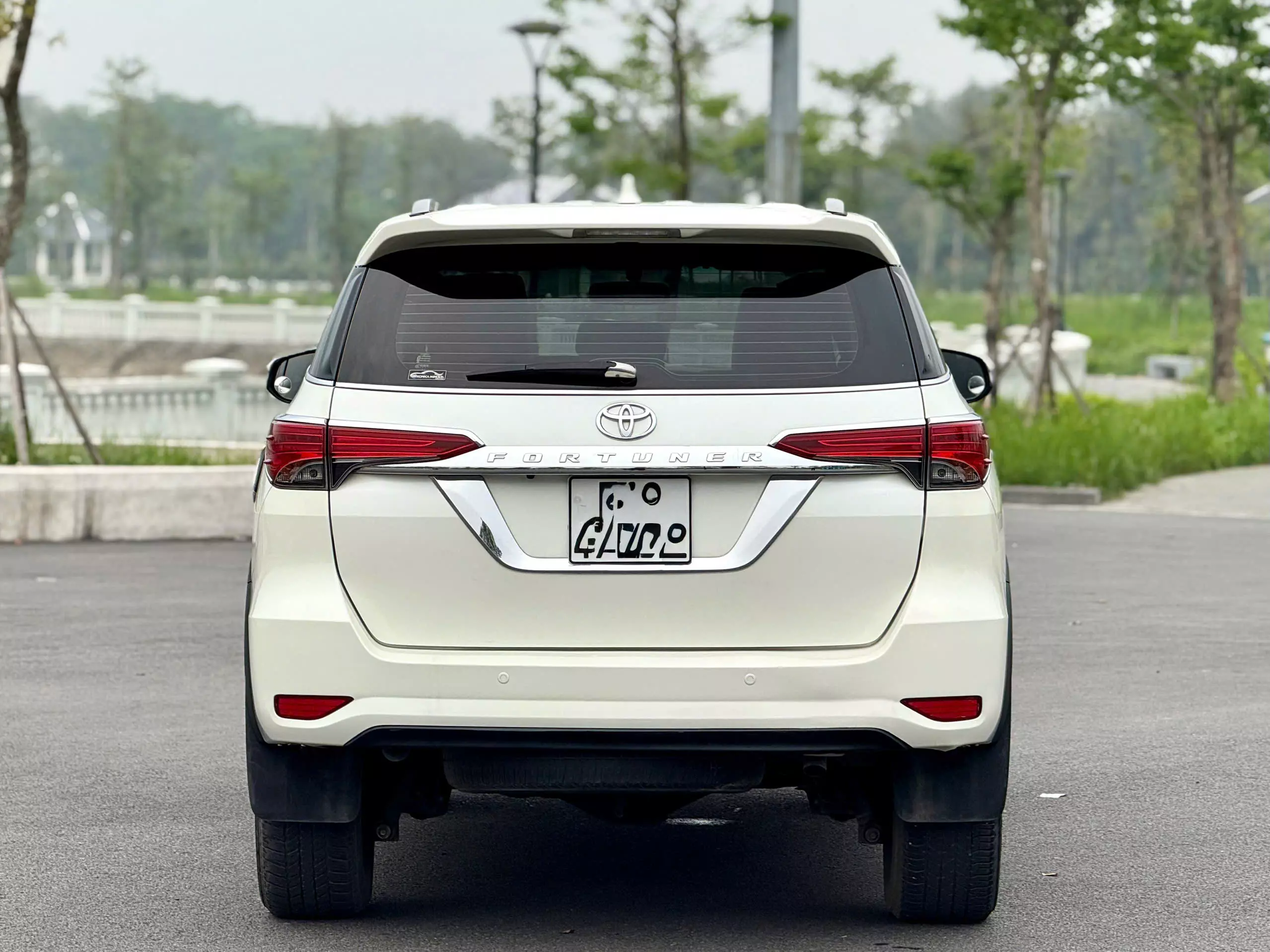 Toyota Fortuner 2.7V 4x4 AT  2017 ( 2 Cầu)-1