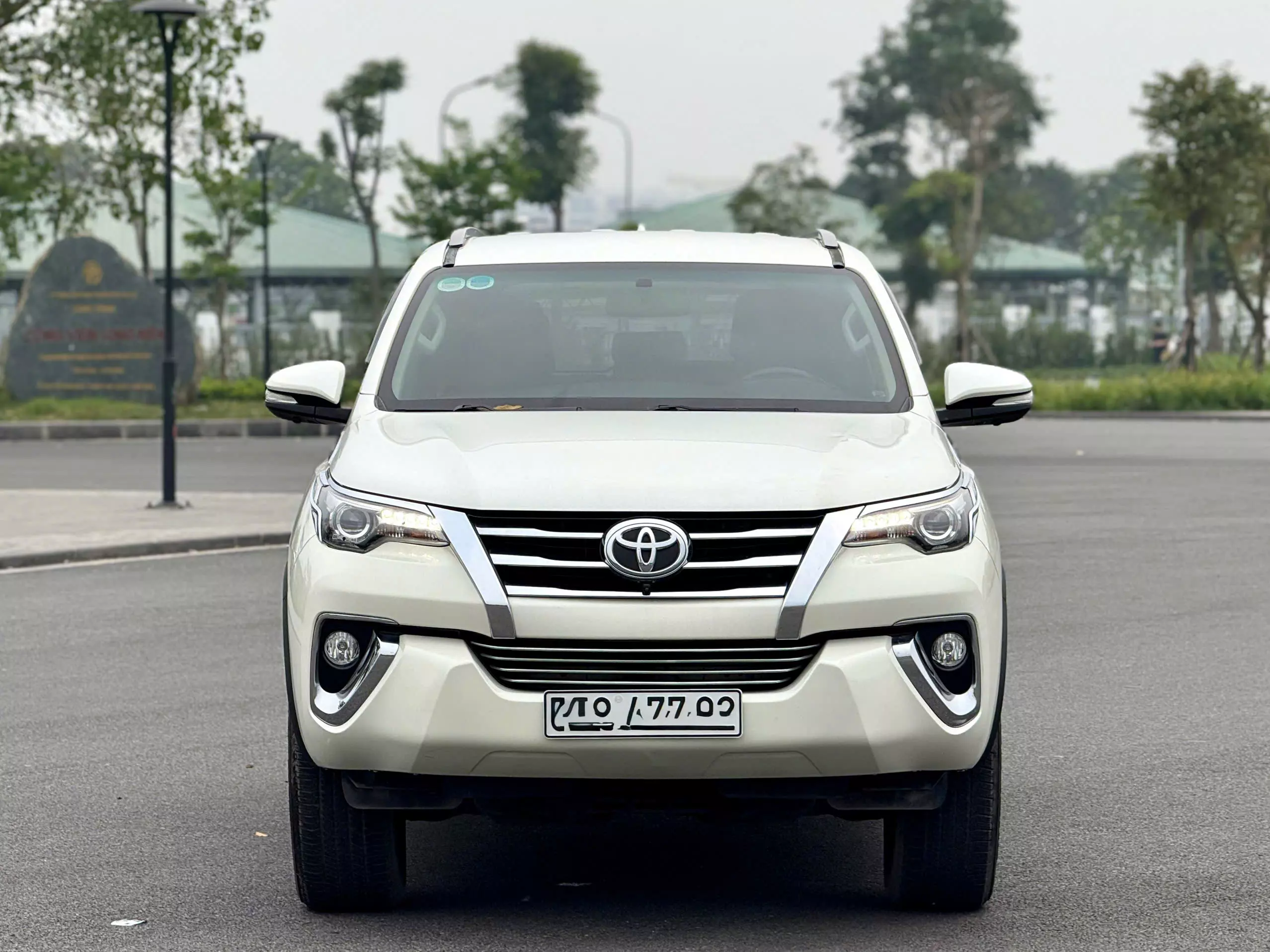 Toyota Fortuner 2.7V 4x4 AT  2017 ( 2 Cầu)-3