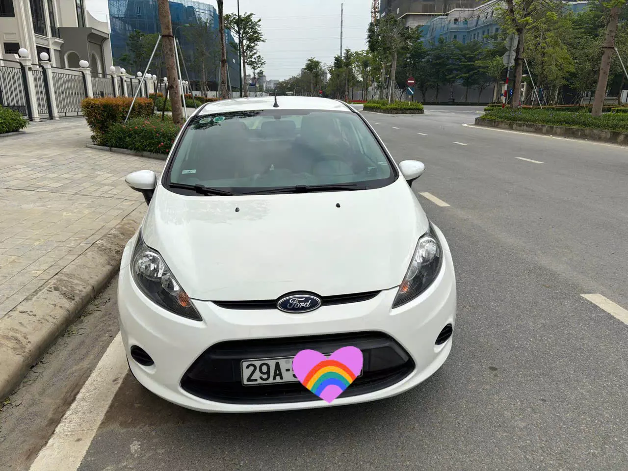 Ford Fiesta 2011 1.6 AT Sedan - 115000 km-2