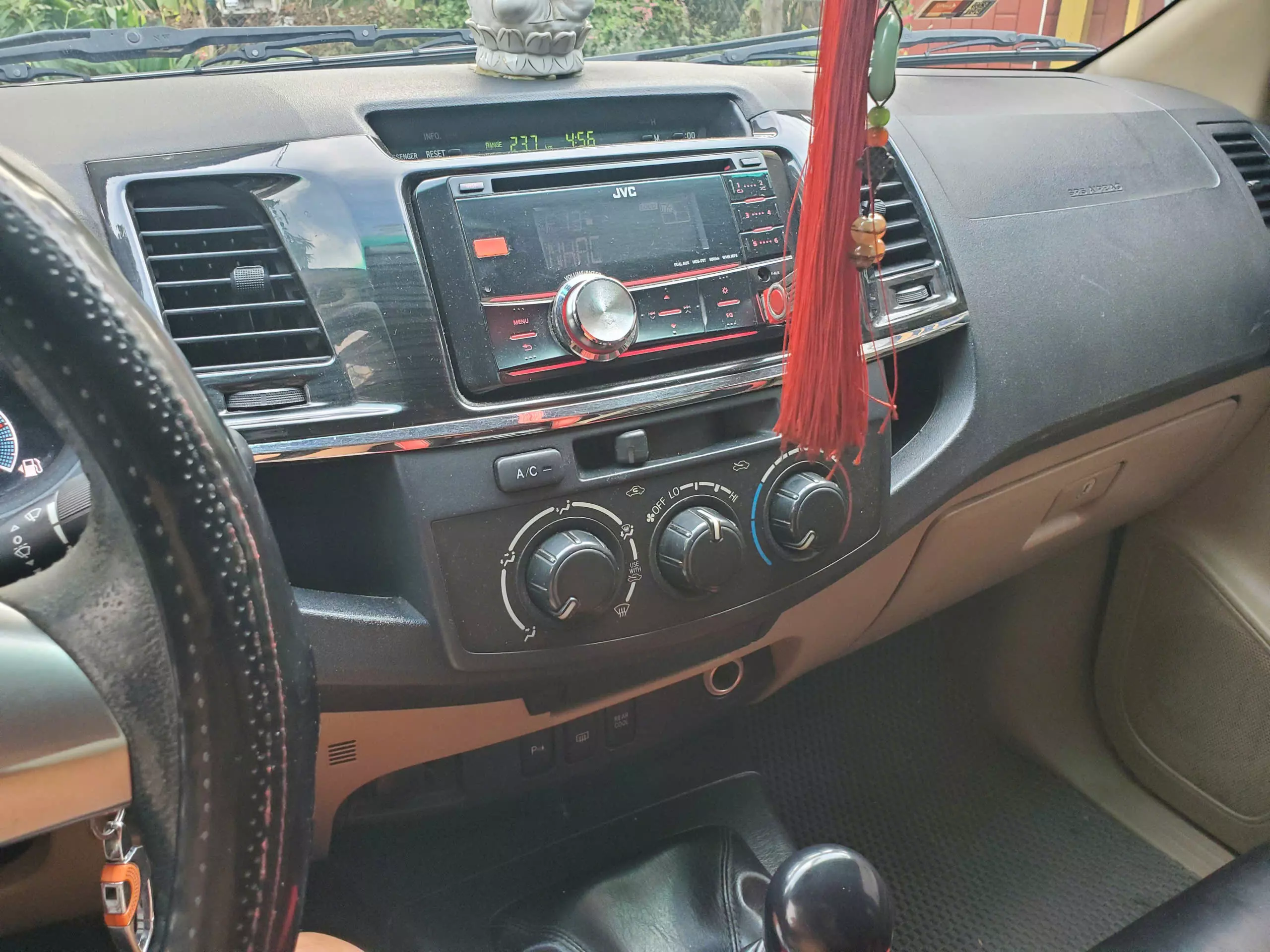 Chính chủ cần Bán xe Fortune 7 chỗ -3