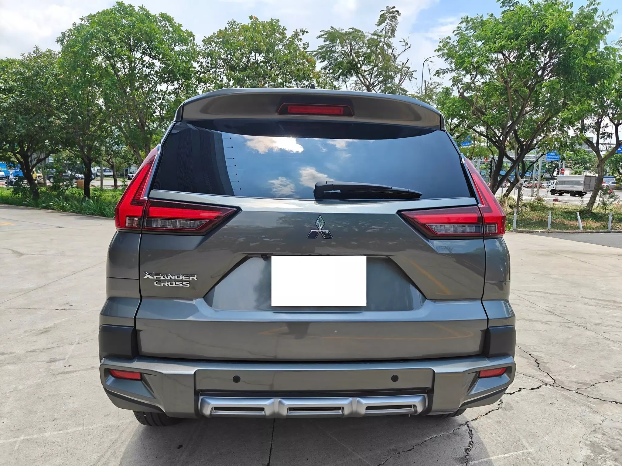 Bán xe Mitsubishi Xpander Cross 2024, màu xám, nhập khẩu chính hãng, giá tốt-4