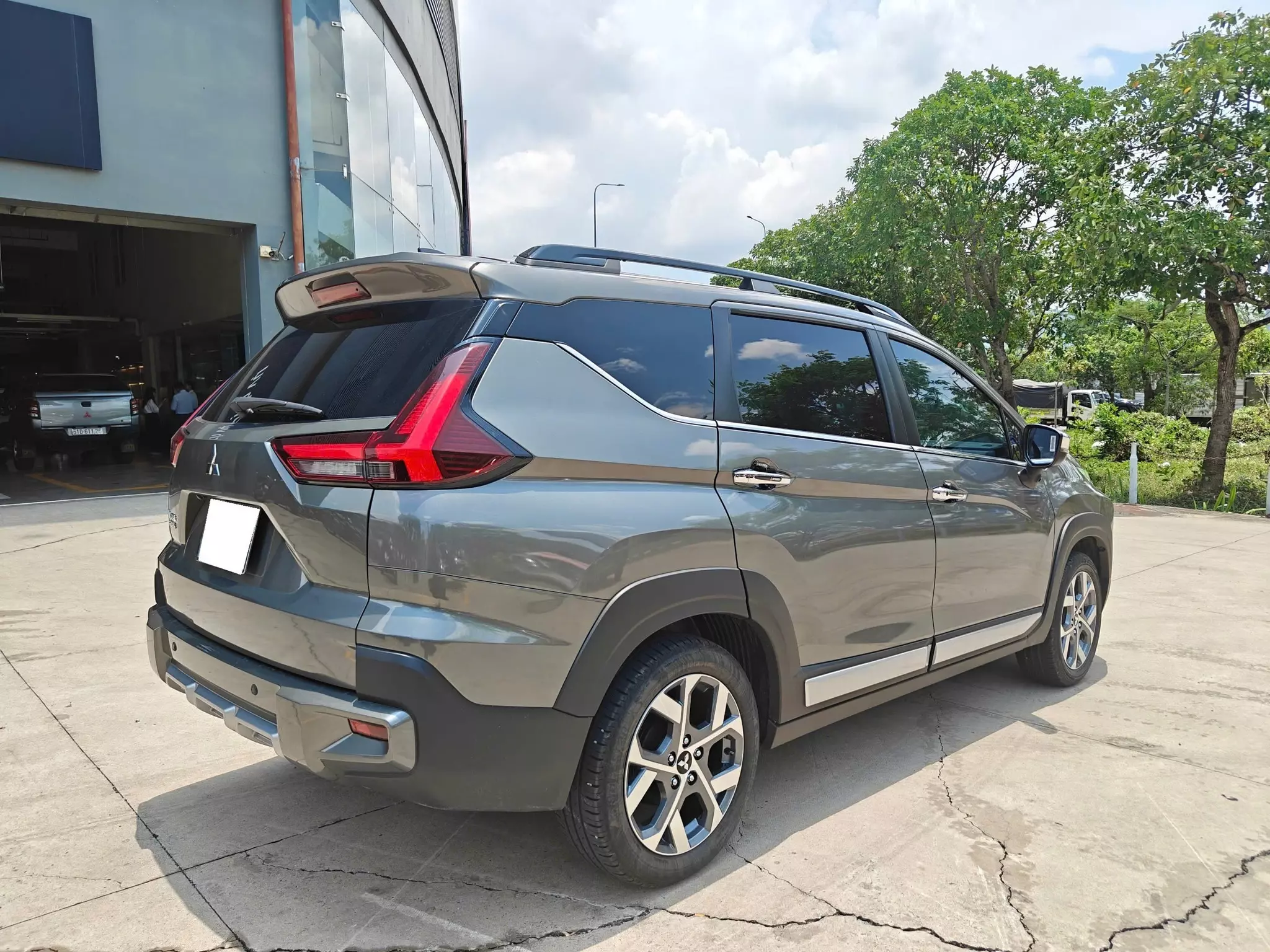 Bán xe Mitsubishi Xpander Cross 2024, màu xám, nhập khẩu chính hãng, giá tốt-10