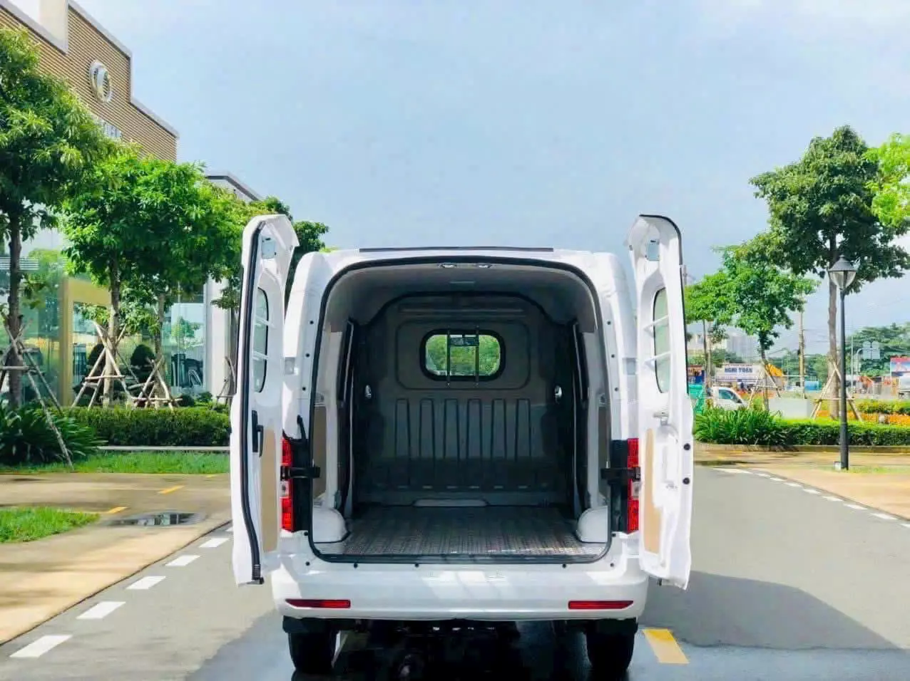 XE TẢI VAN CHẠY TRONG PHỐ 24/7  Lô xe vừa về, có sẳn giao ngay-3