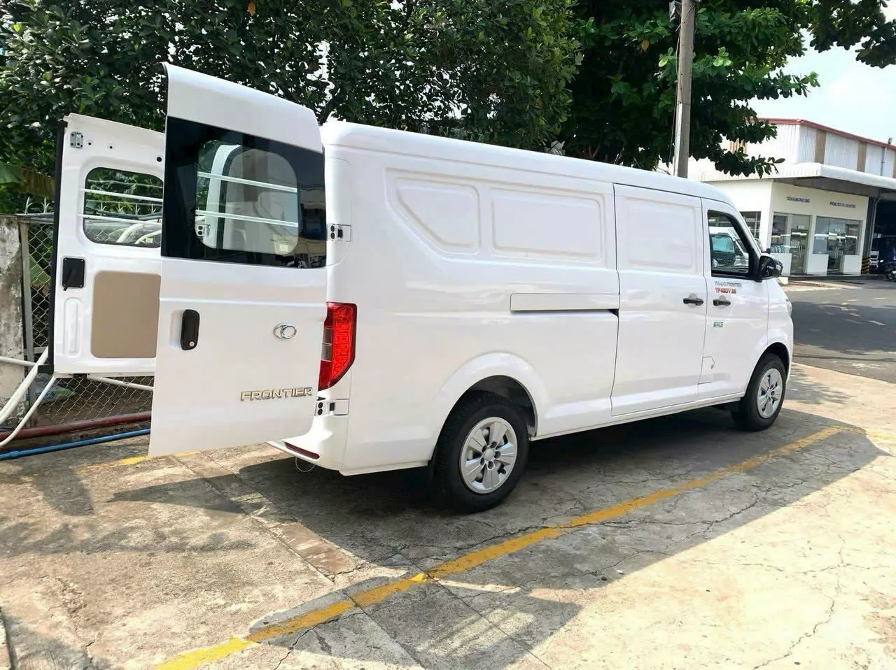 XE TẢI VAN CHẠY TRONG PHỐ 24/7  Lô xe vừa về, có sẳn giao ngay-2