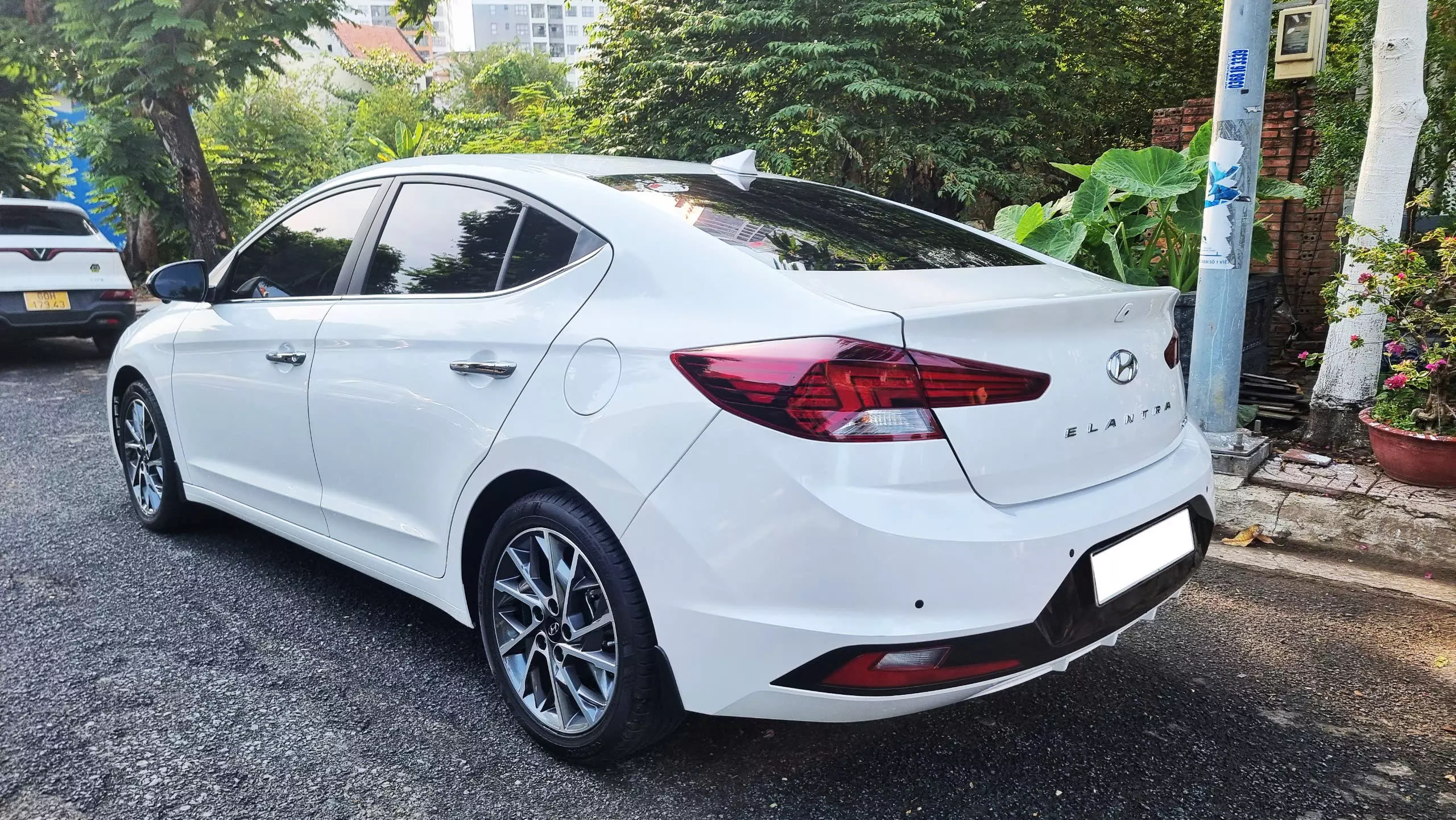Hyundai Elantra 2021 2.0 AT - 6600 km-2