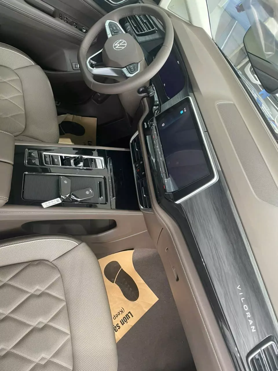 CẦN BÁN XE Volkswagen Vilorant Luxury-3