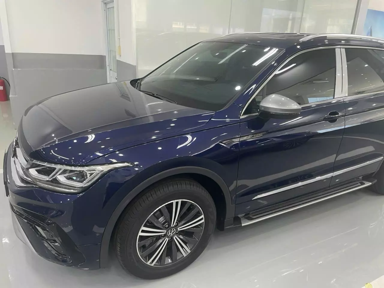 CẦN BÁN XE Volkswagen Tiguan-5