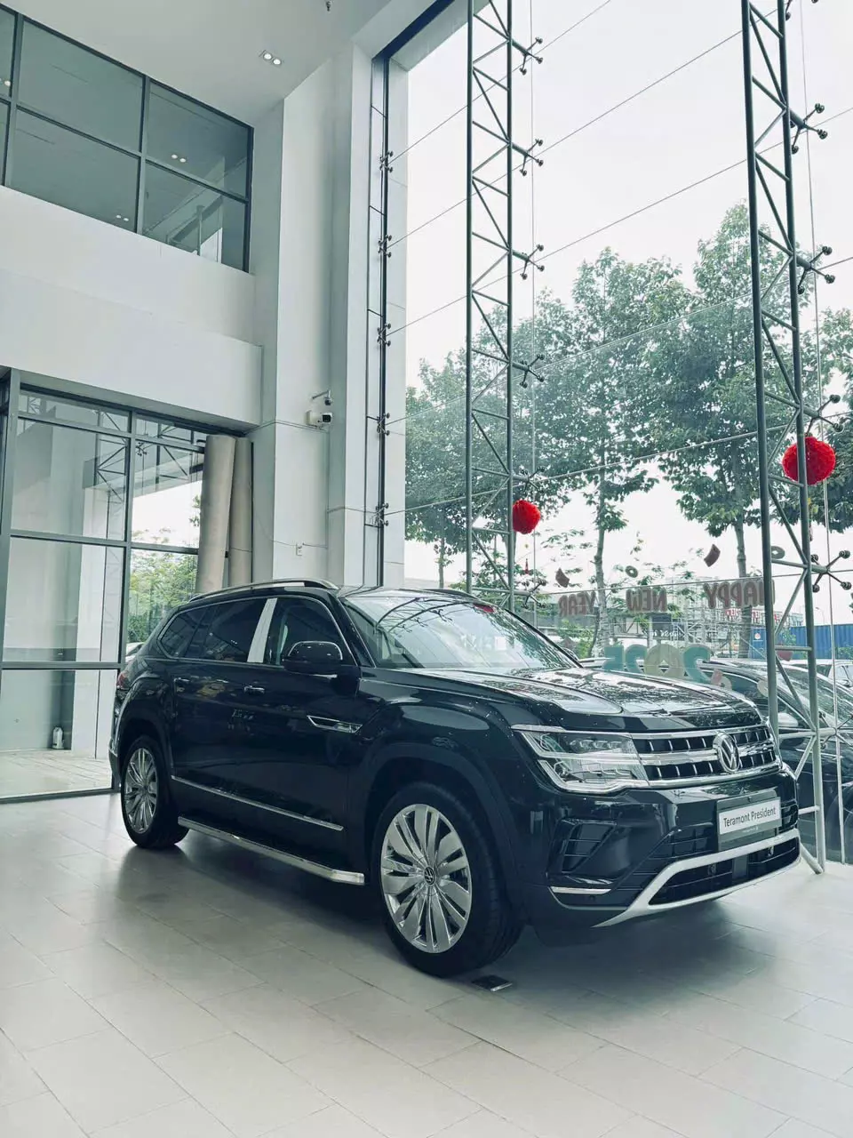CẦN BÁN XE Teramont President - SUV 6 chỗ-0