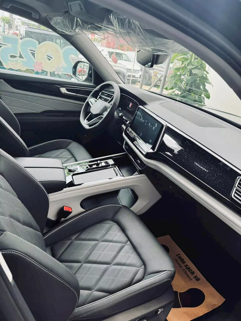 CẦN BÁN XE Teramont President - SUV 6 chỗ-3