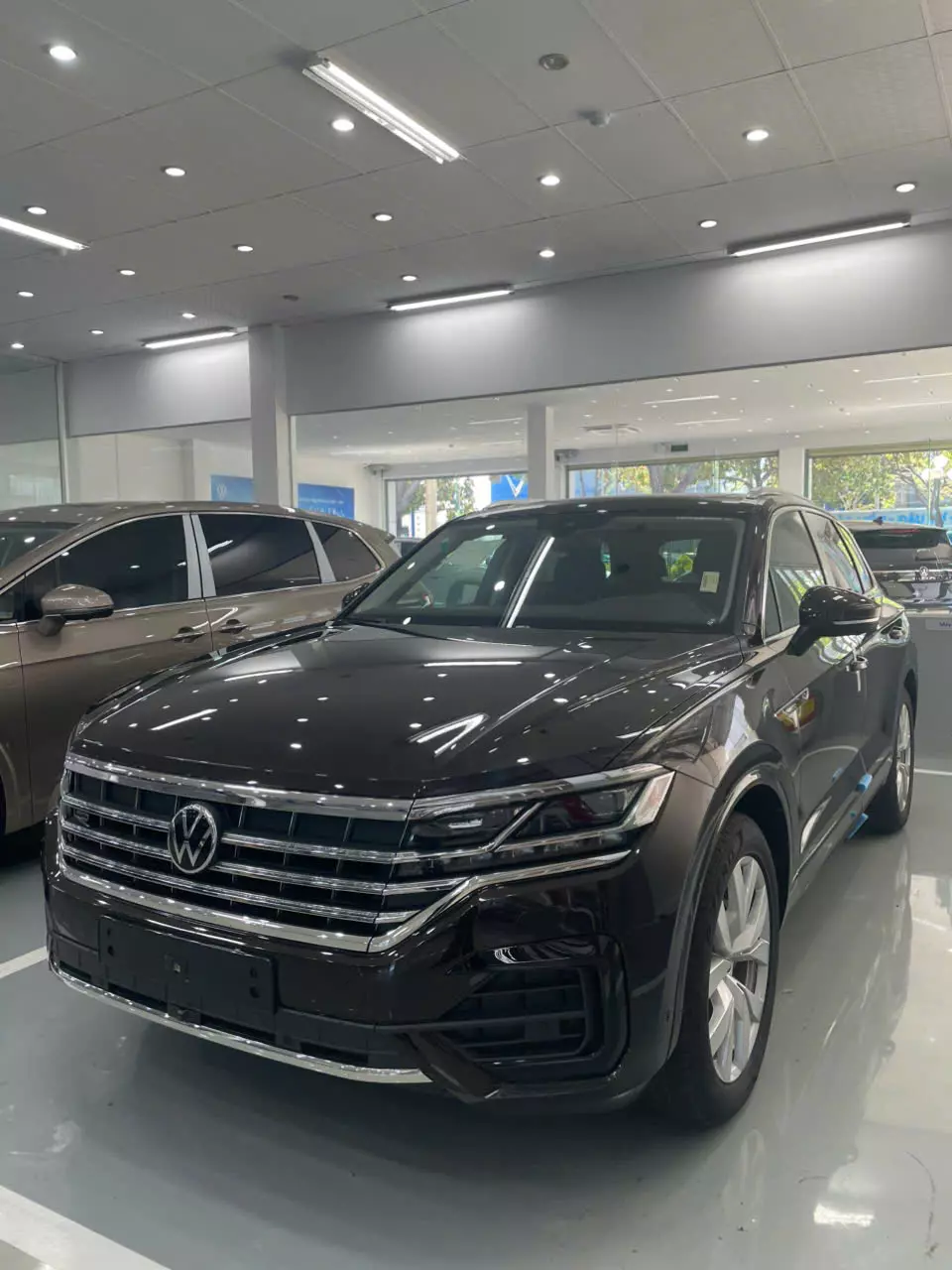 CẦN BÁN XE Volkswagen Touareg-4
