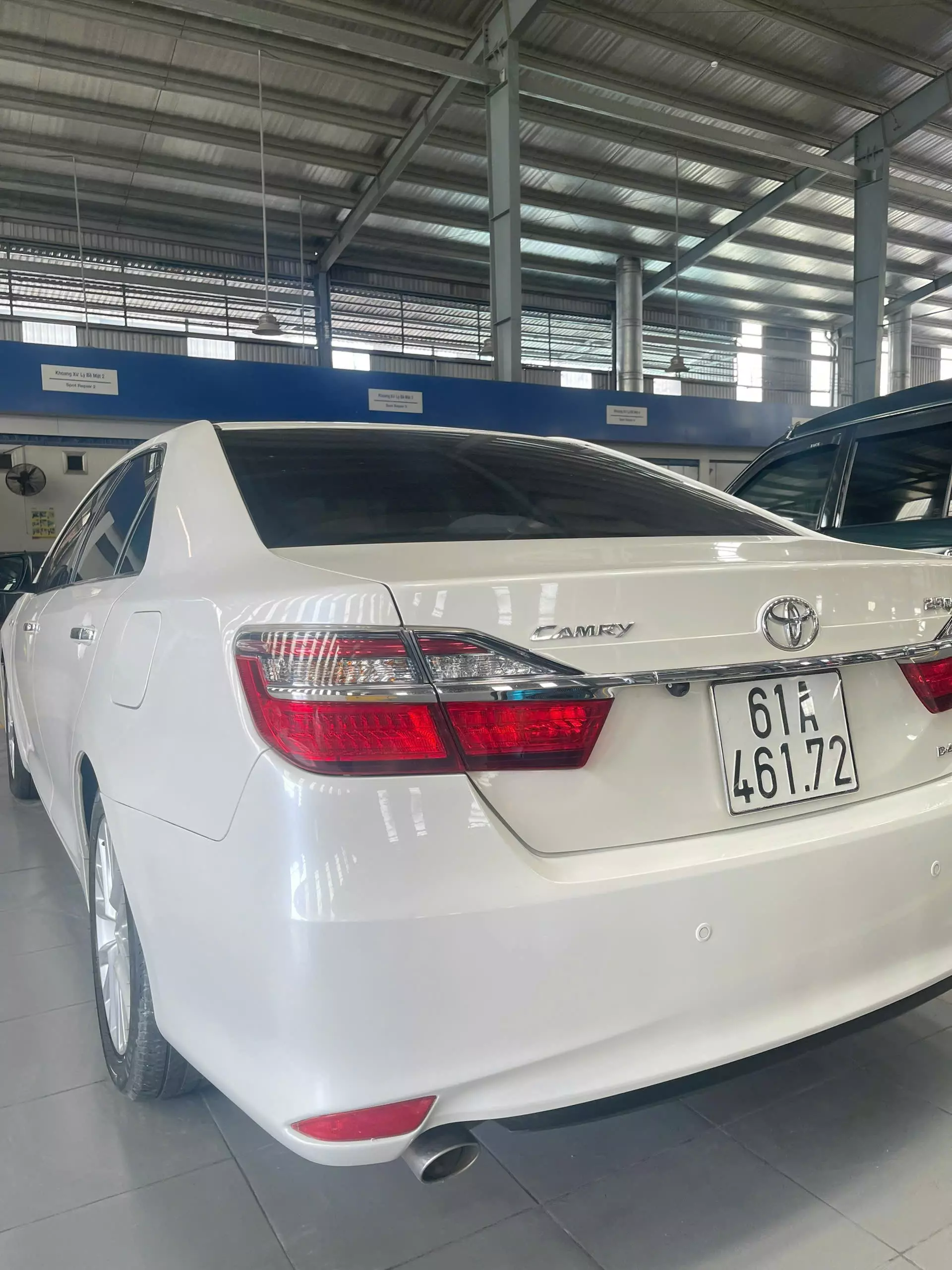 Chính chủ cần bán xe Camry 4 chỗ Đẹp -4