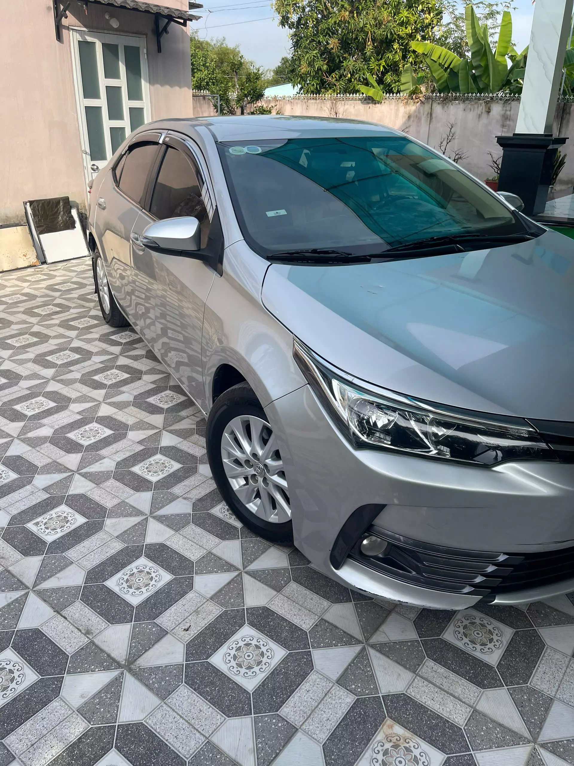 Chính chủ bán xe TOYOTA COROLLA 1.8E sản xuất năm 2018-3
