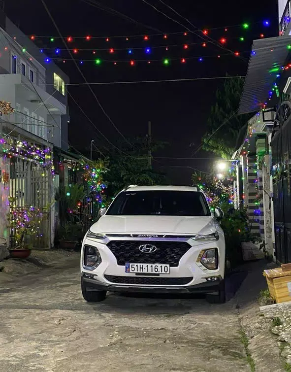 Hyundai Santa Fe 2019 2.2L AT 2WD - 10000 km- 900 triệu -2
