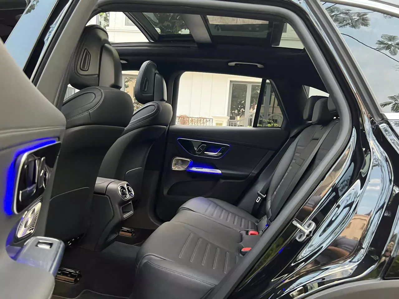 Mercedes GLC300 All New sx 2023-4