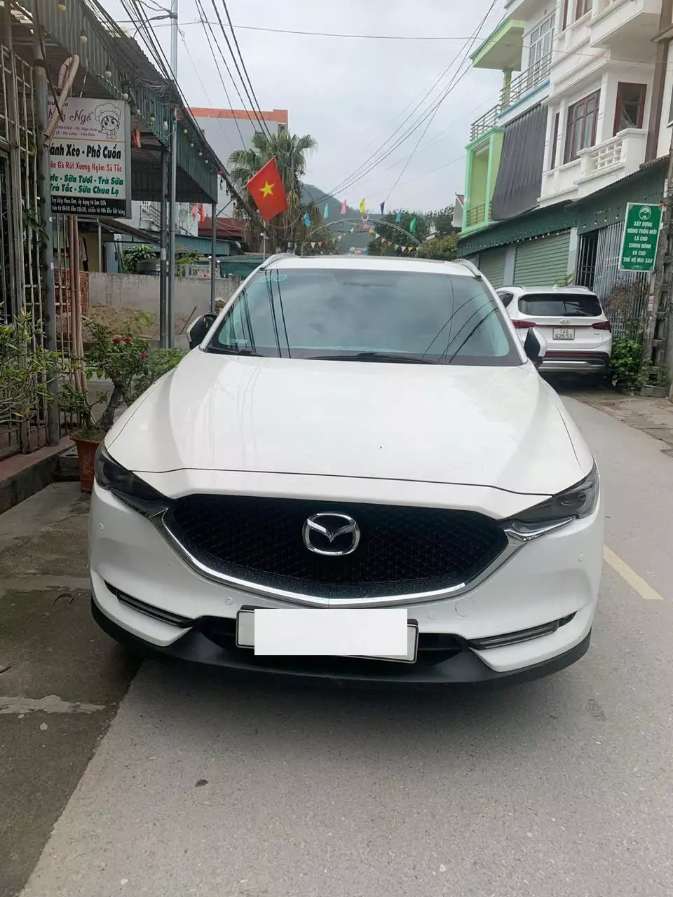 Chính chủ bán xe MAZDA CX5 sản xuất cuối năm 2017 phome mới 2018 Bản cao cấp-0