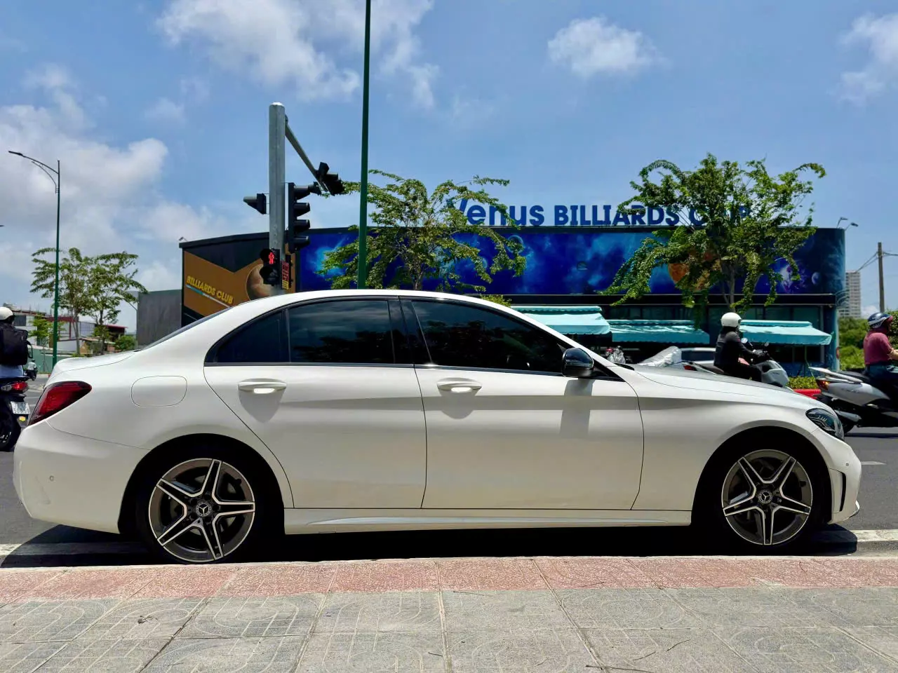  Giảm sâu bán lấy số-4