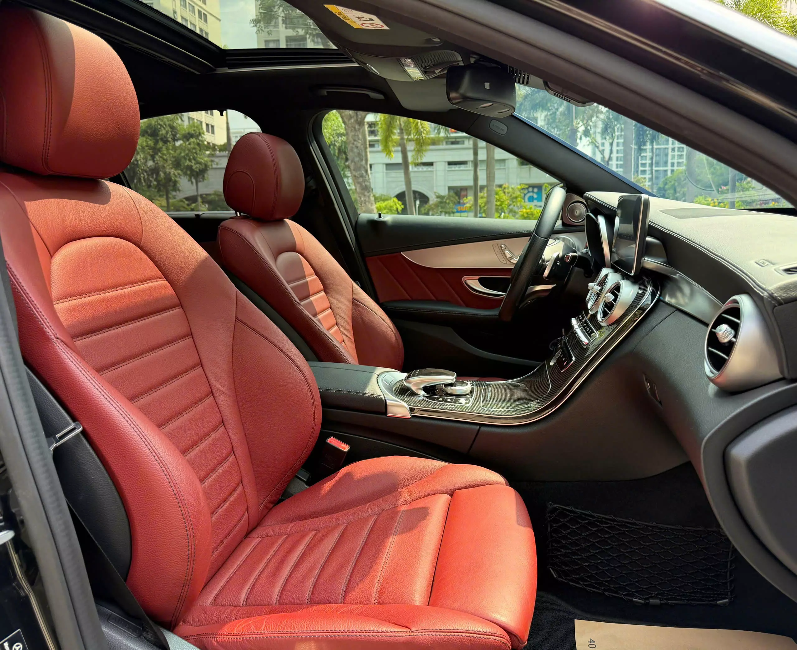 Mercedes C300 AMG sx 2017 model 2018 mẫu xe hộp số 9 cấp bản có carbon -8