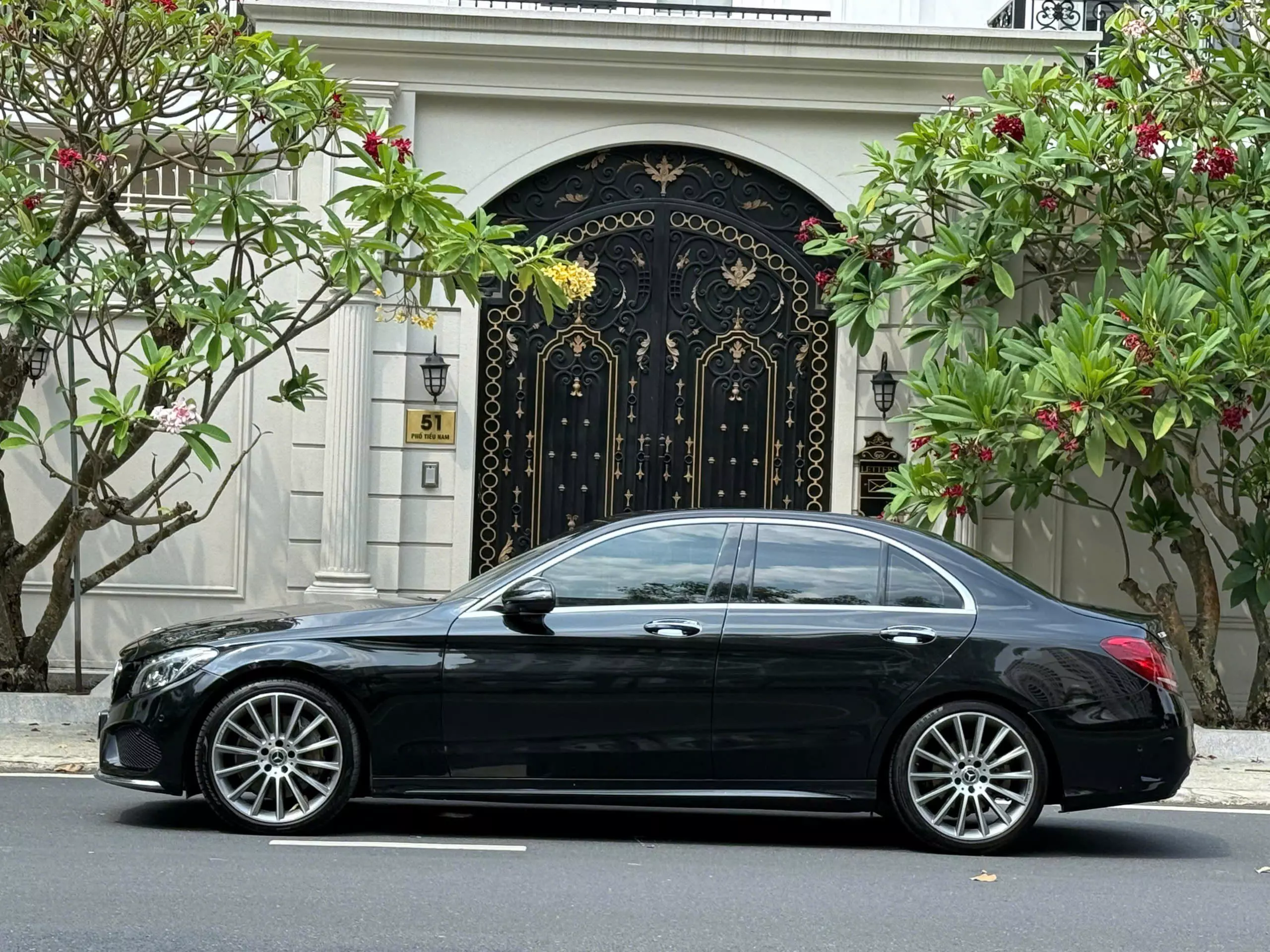 Mercedes C300 AMG sx 2017 model 2018 mẫu xe hộp số 9 cấp bản có carbon -9