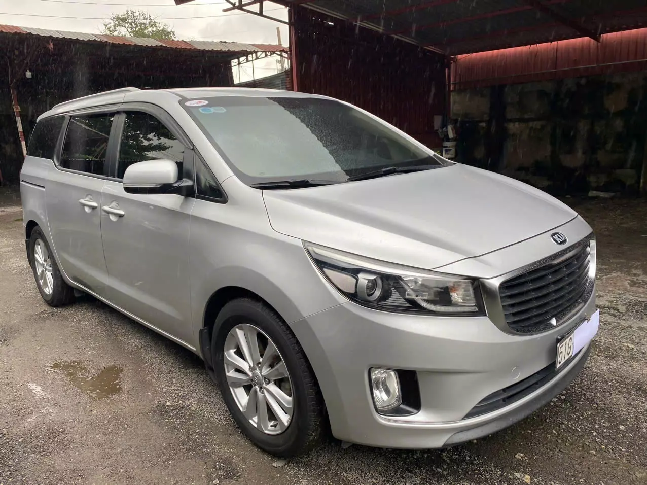 Cần Bán Xe  Kia Sedona 3.3 Sản Xuất Năm  2015 -2