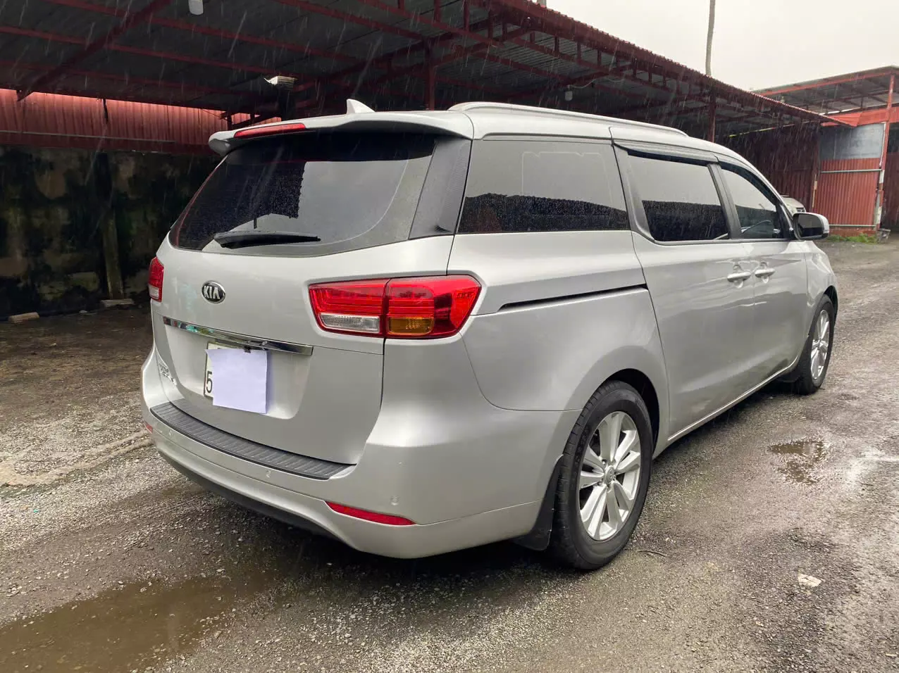 Cần Bán Xe  Kia Sedona 3.3 Sản Xuất Năm  2015 -3