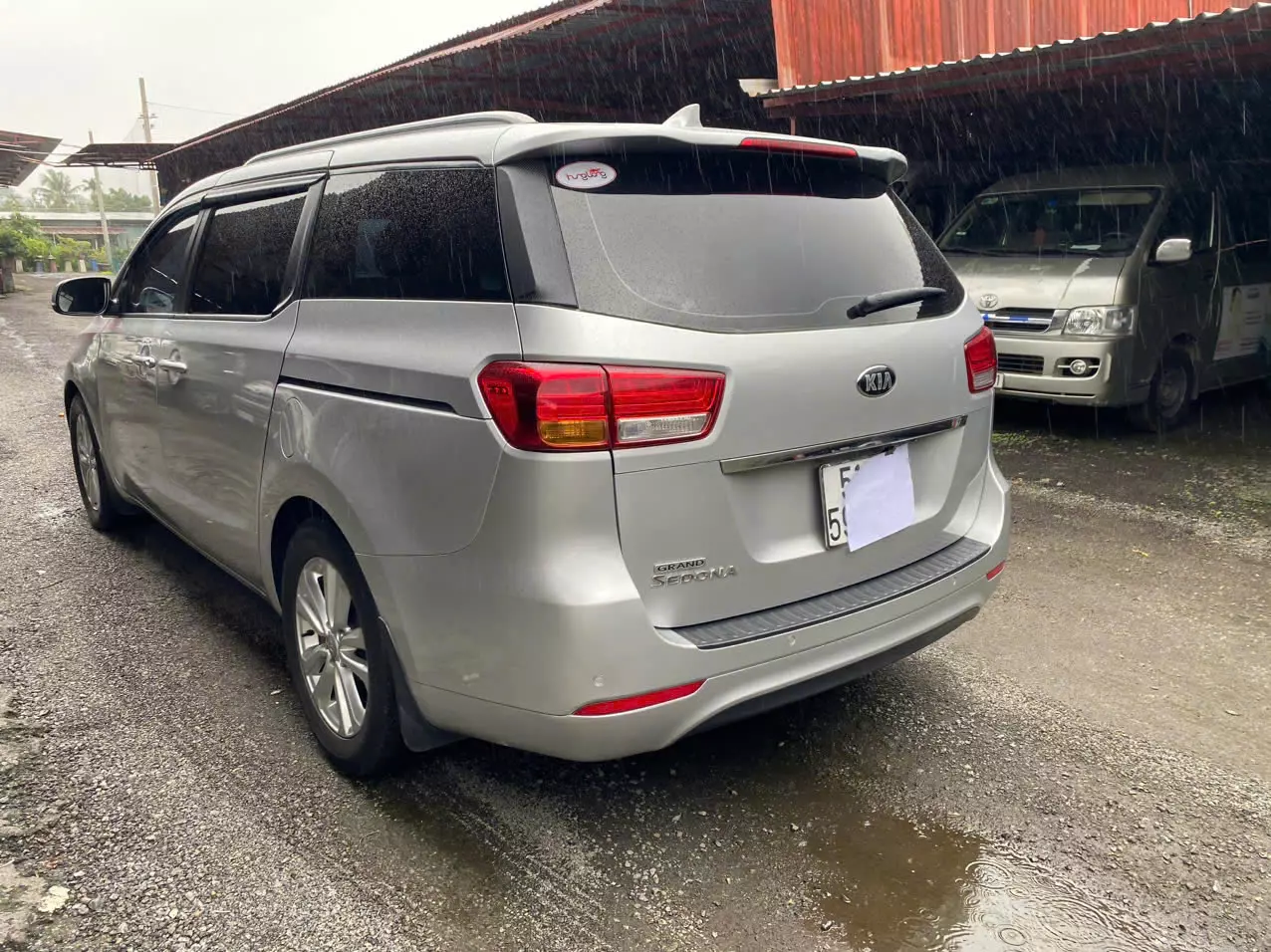 Cần Bán Xe  Kia Sedona 3.3 Sản Xuất Năm  2015 -5