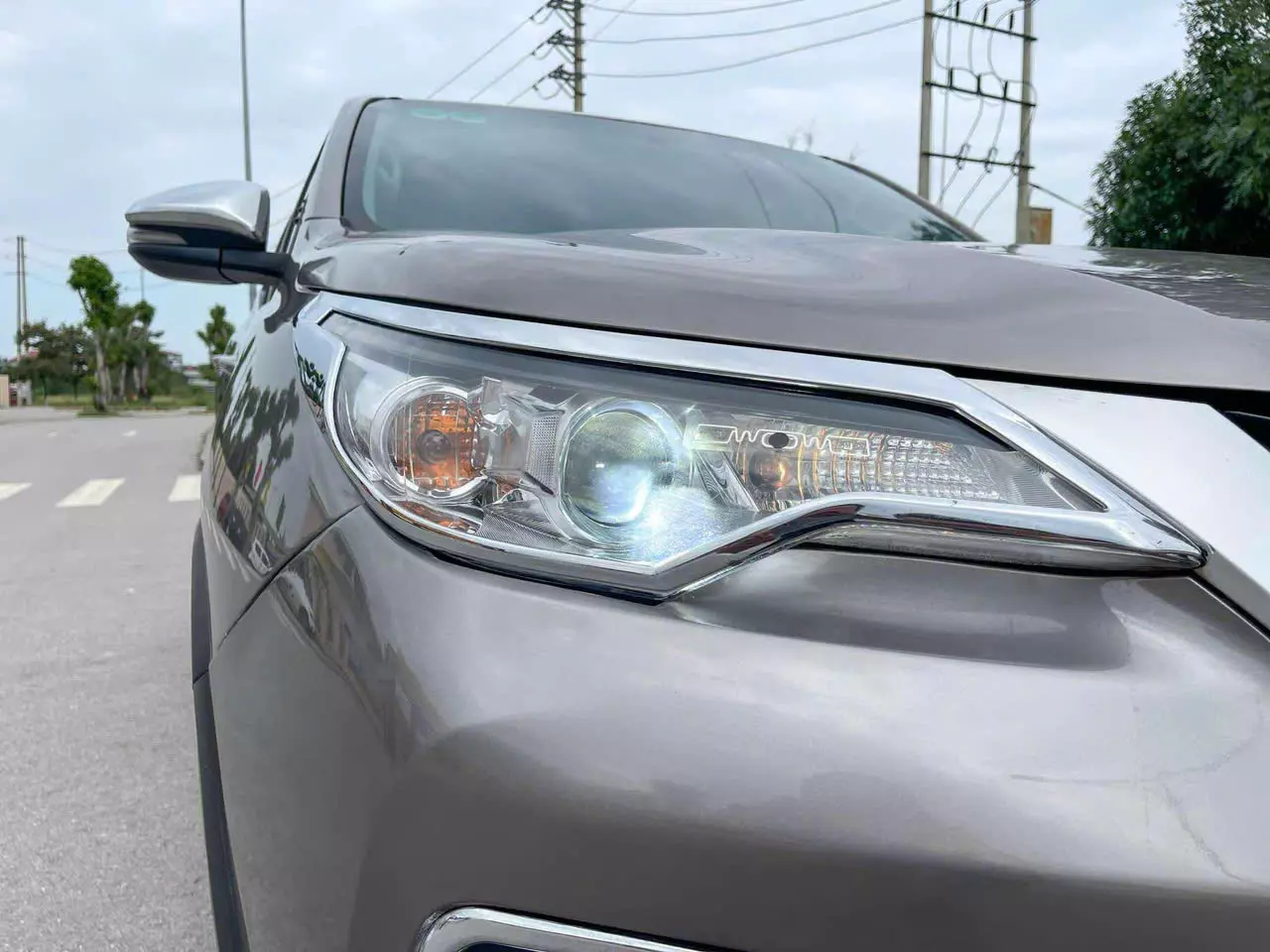 Chính chủ bán xe Fortuner 2019 số sàn-5