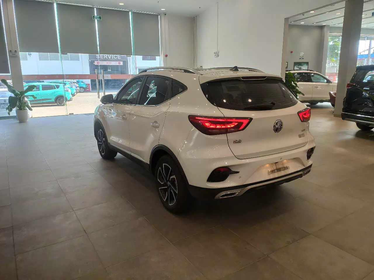 Chính chủ bán xe MG ZS Lux sx 2023 màu trắng-2