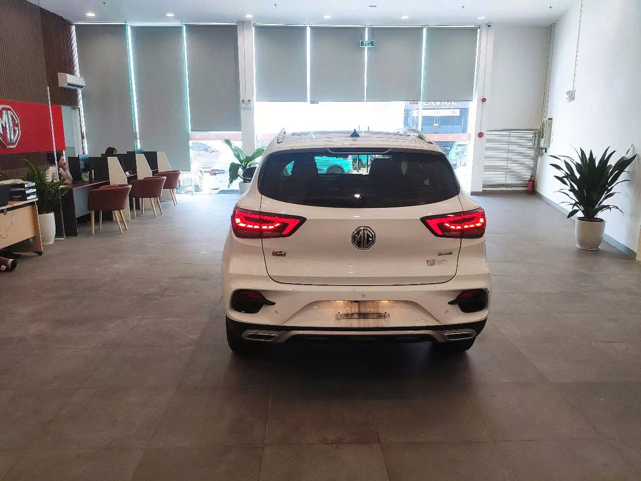 Chính chủ bán xe MG ZS Lux sx 2023 màu trắng-5