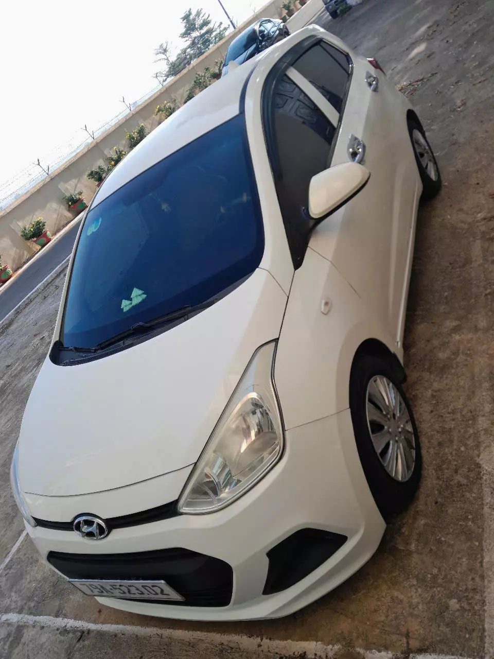 CHÍNH CHỦ BÁN XE HYUNDAI GRAND I10 - ĐỜI 2015-4