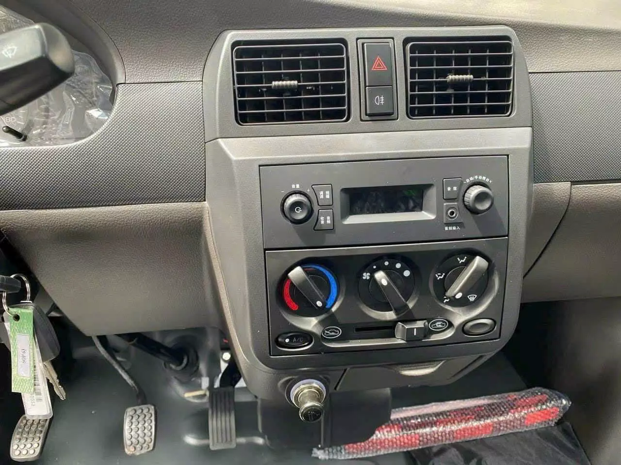 TQ WULING N300P - XE TẢI NHẸ BỀN BỈ-0