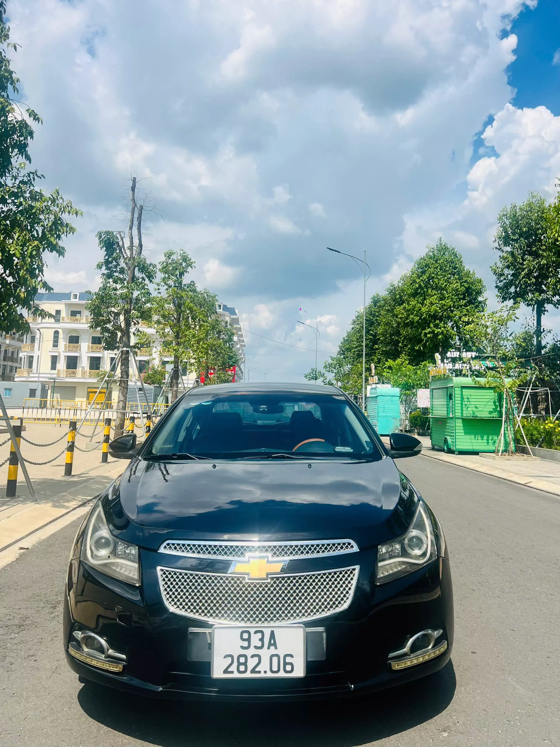 Cần bán xe 4 chỗ đẹp-0