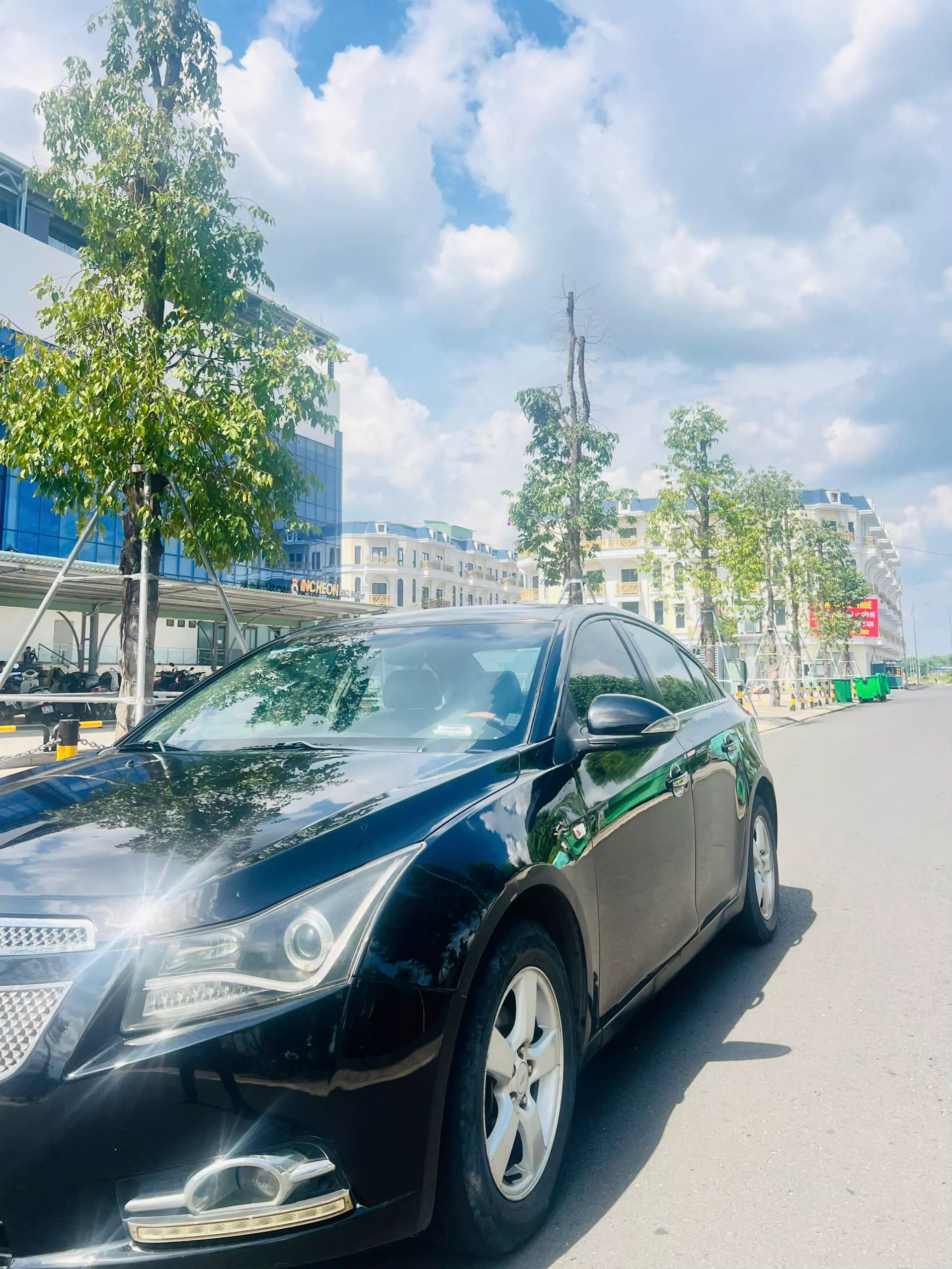 Cần bán xe 4 chỗ đẹp-1