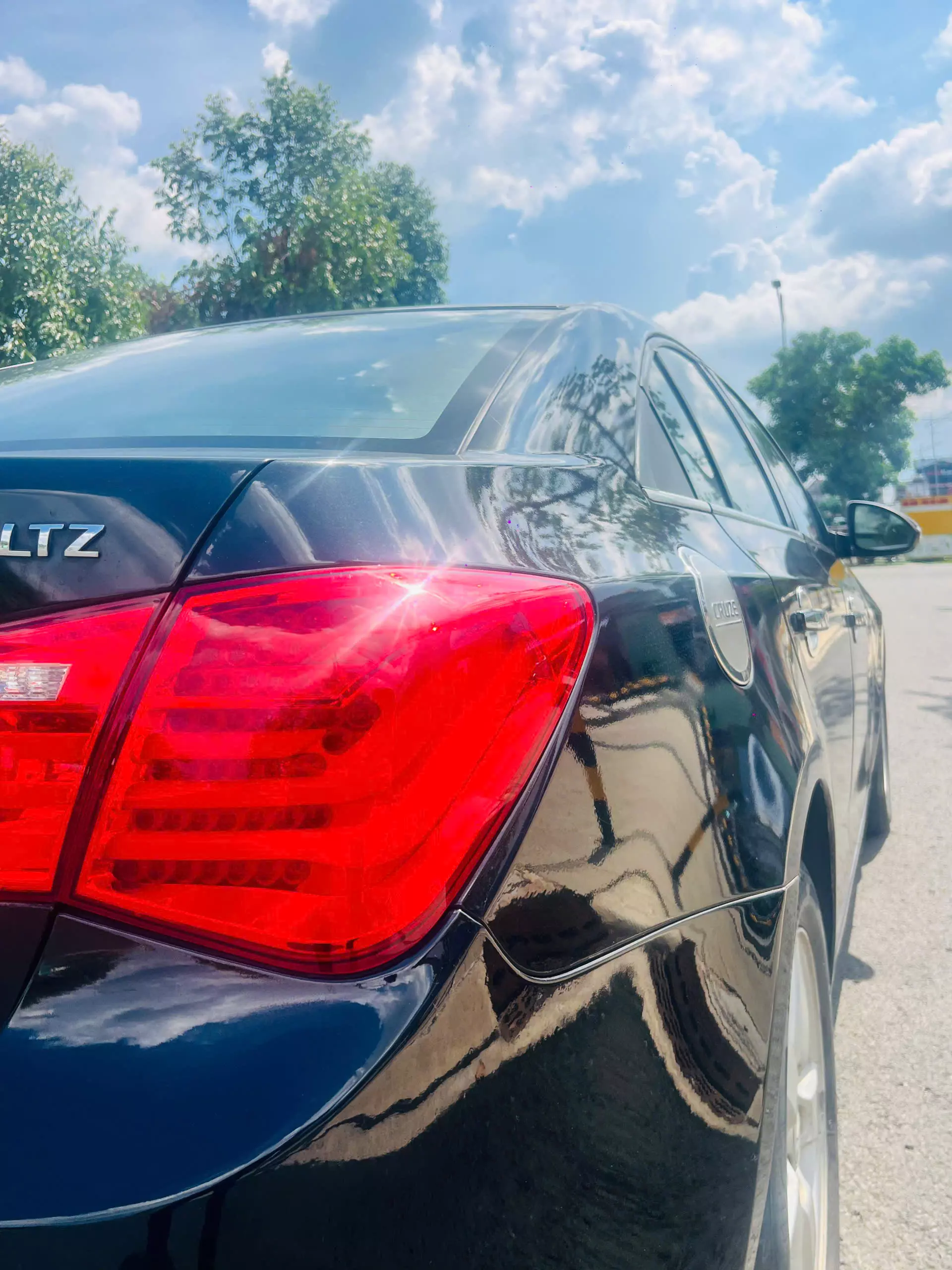 Cần bán xe 4 chỗ đẹp-8