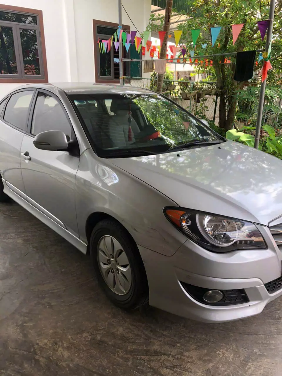 Xe Avante số sàn đời 2014-3