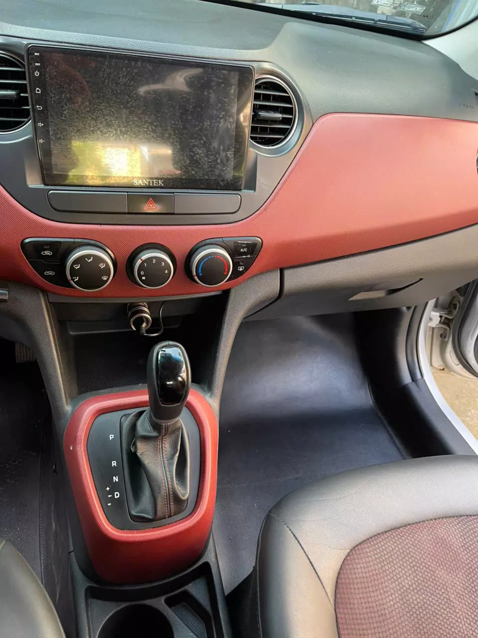 CẦN BÁN HYUNDAI GRAND I10 – SỐ TỰ ĐỘNG, NHẬP KHẨU, GIÁ HỢP LÝ-4